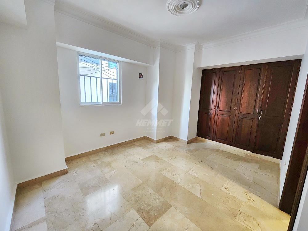 apartamentos - ESPACIOSO APARTAMENTO REMODELADO PROXIMO SUPERMERCADO NACIONAL VILLA OLGA 8