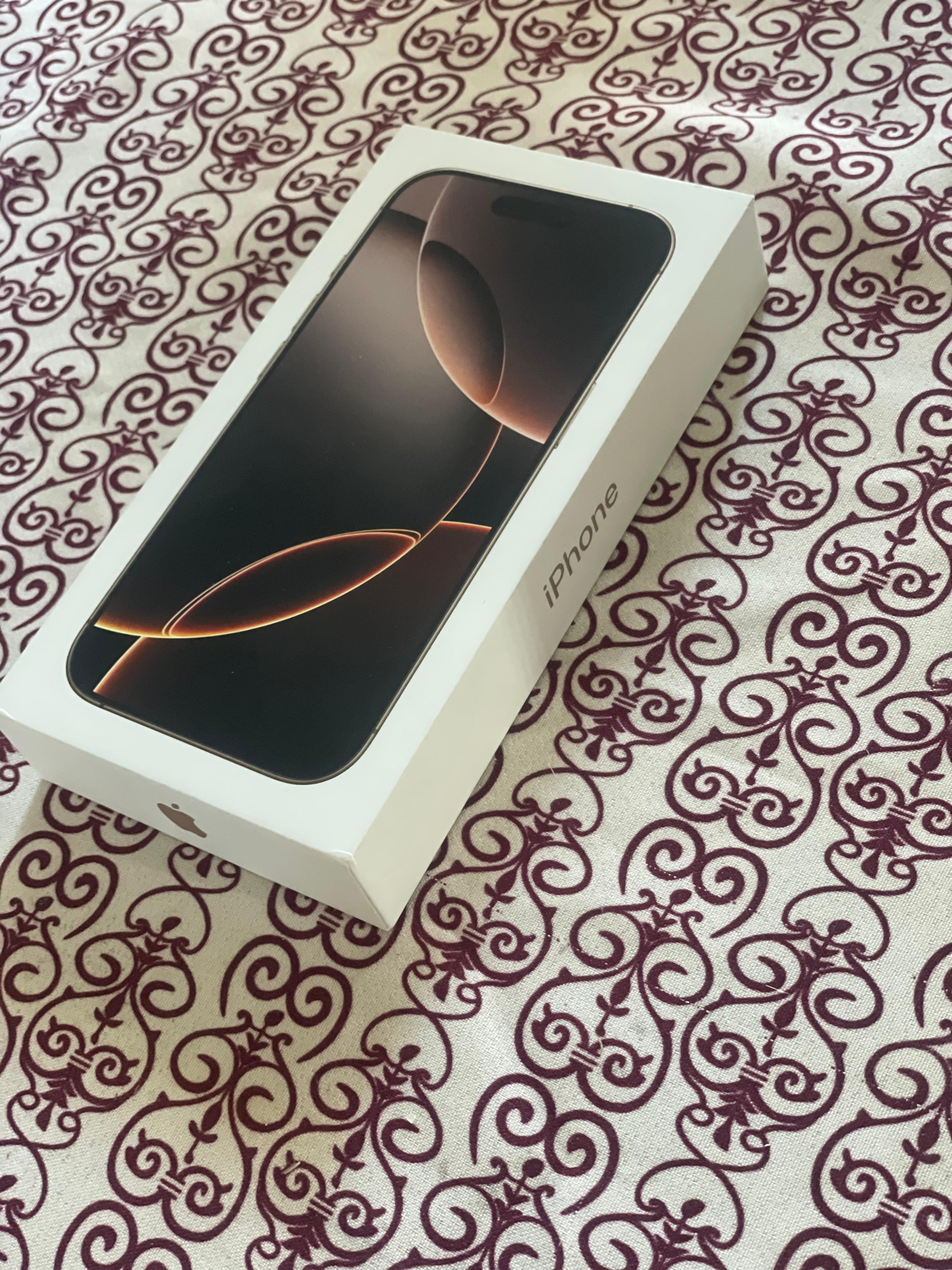 celulares y tabletas - iPhone 16 Pro | Desert Titanium, 128GB.