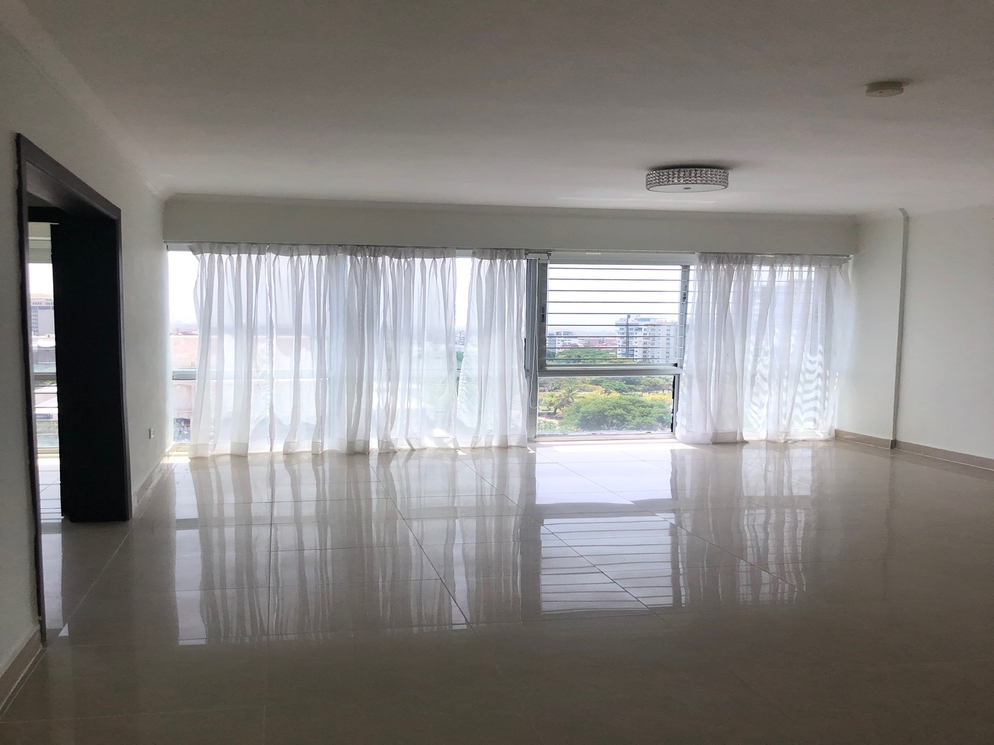 apartamentos - Vendo apto en La esperilla 
700. Mts.2  piso completo  5