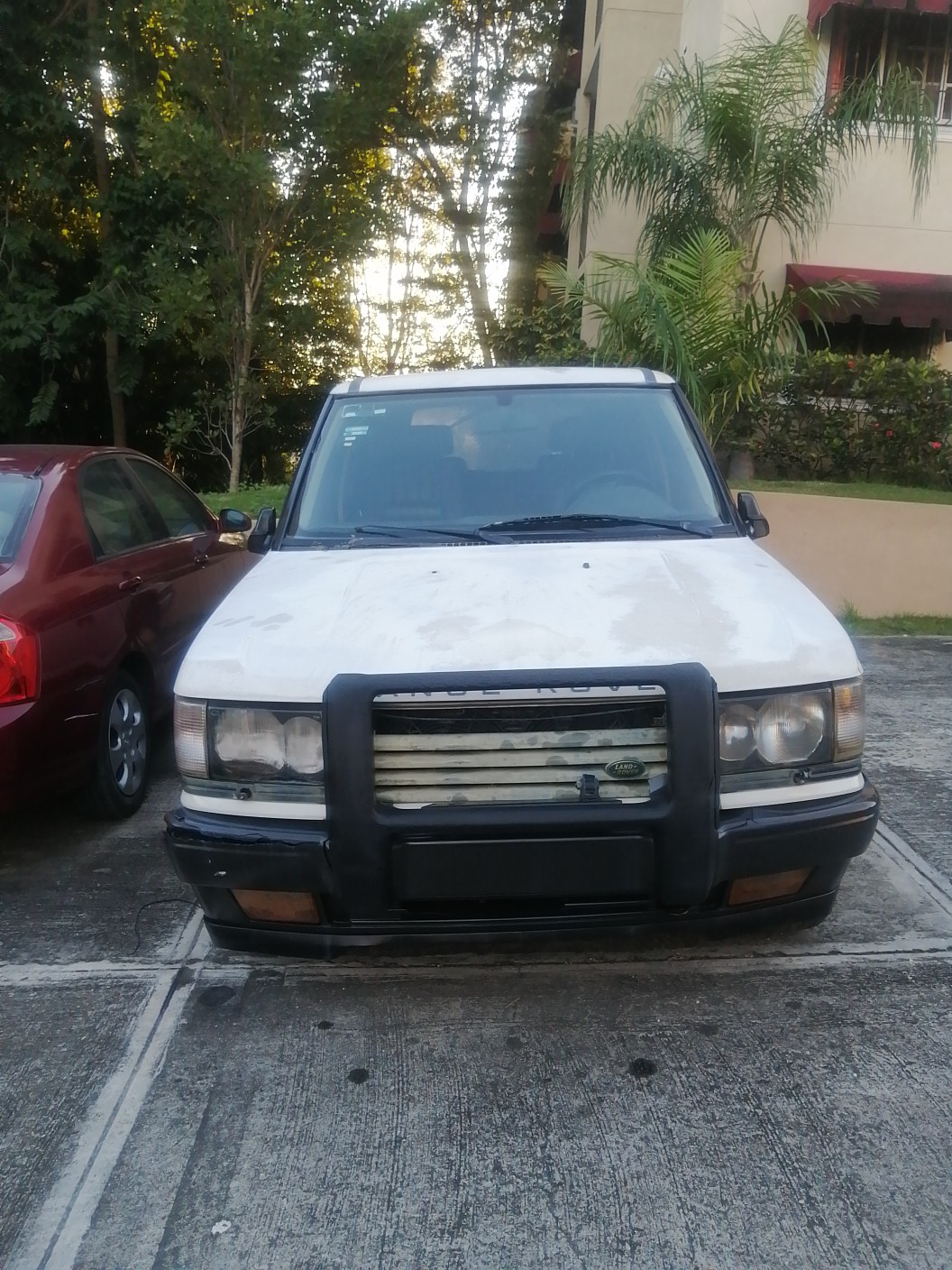 jeepetas y camionetas - Jeepeta Range Rover año 2000, 4X4, de oportunidad.