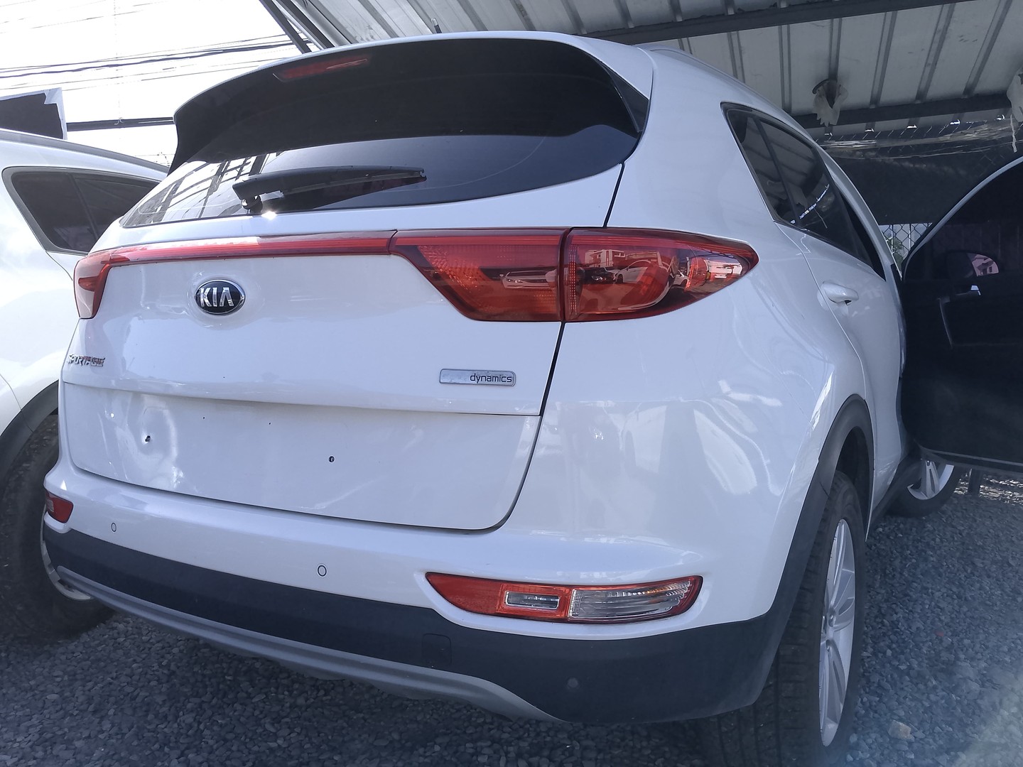 jeepetas y camionetas - KIA SPORTAGE 2019 BLANCODESDE: RD$1,050,100 8