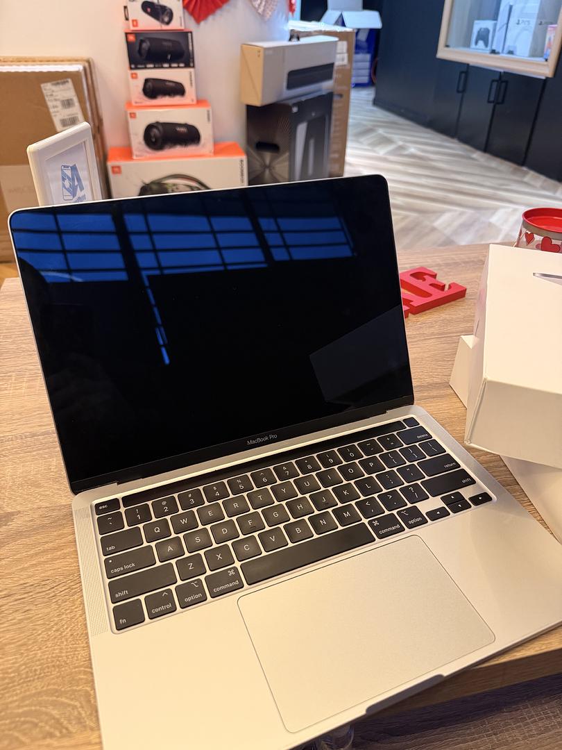 celulares y tabletas - MACBOOK PRO 2020 512GB /8RAM