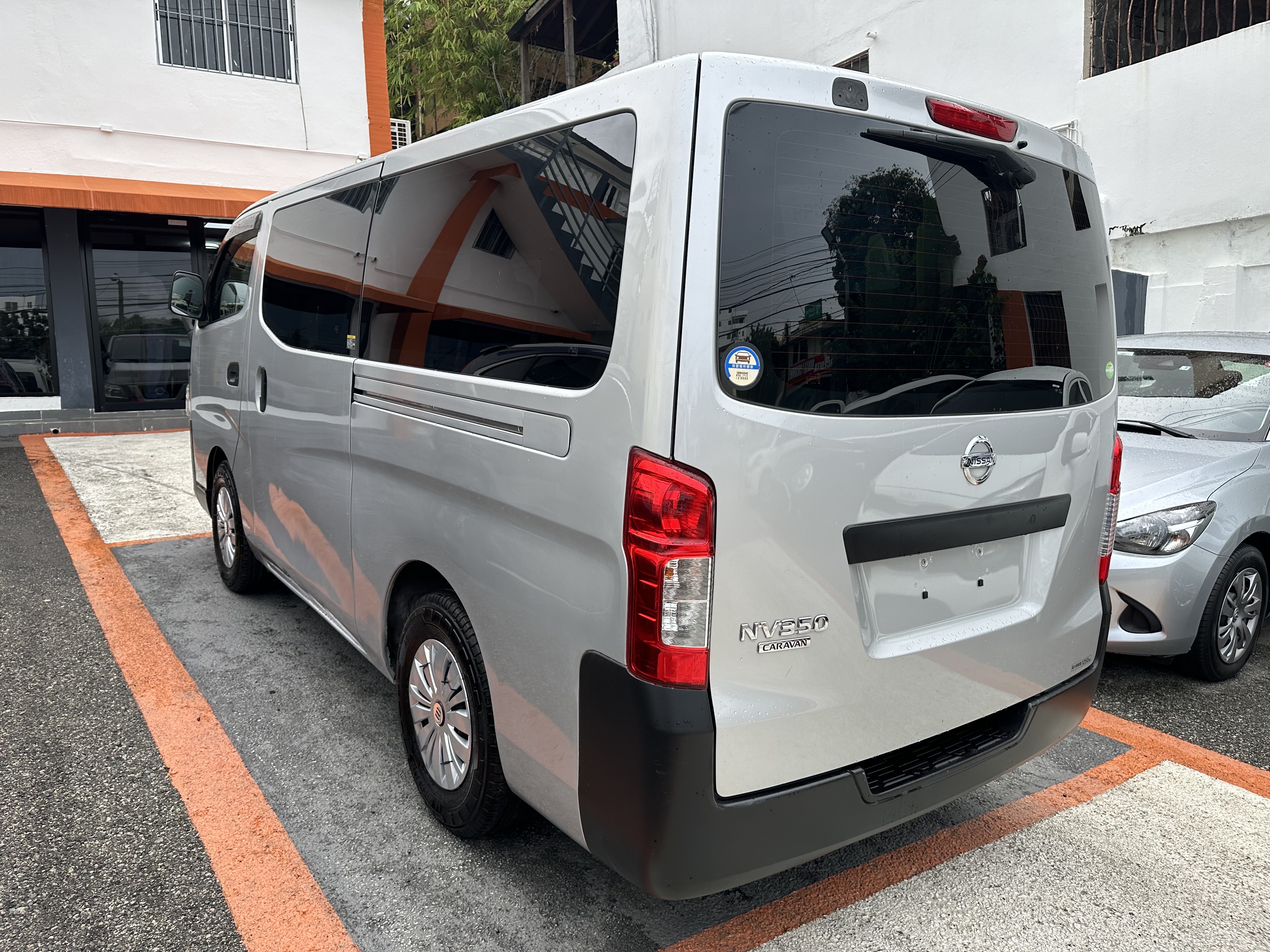 jeepetas y camionetas - Nissan NV350 2019  3