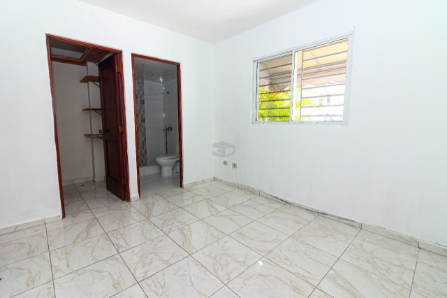 apartamentos - Apartamento en alameda oeste primer piso  3