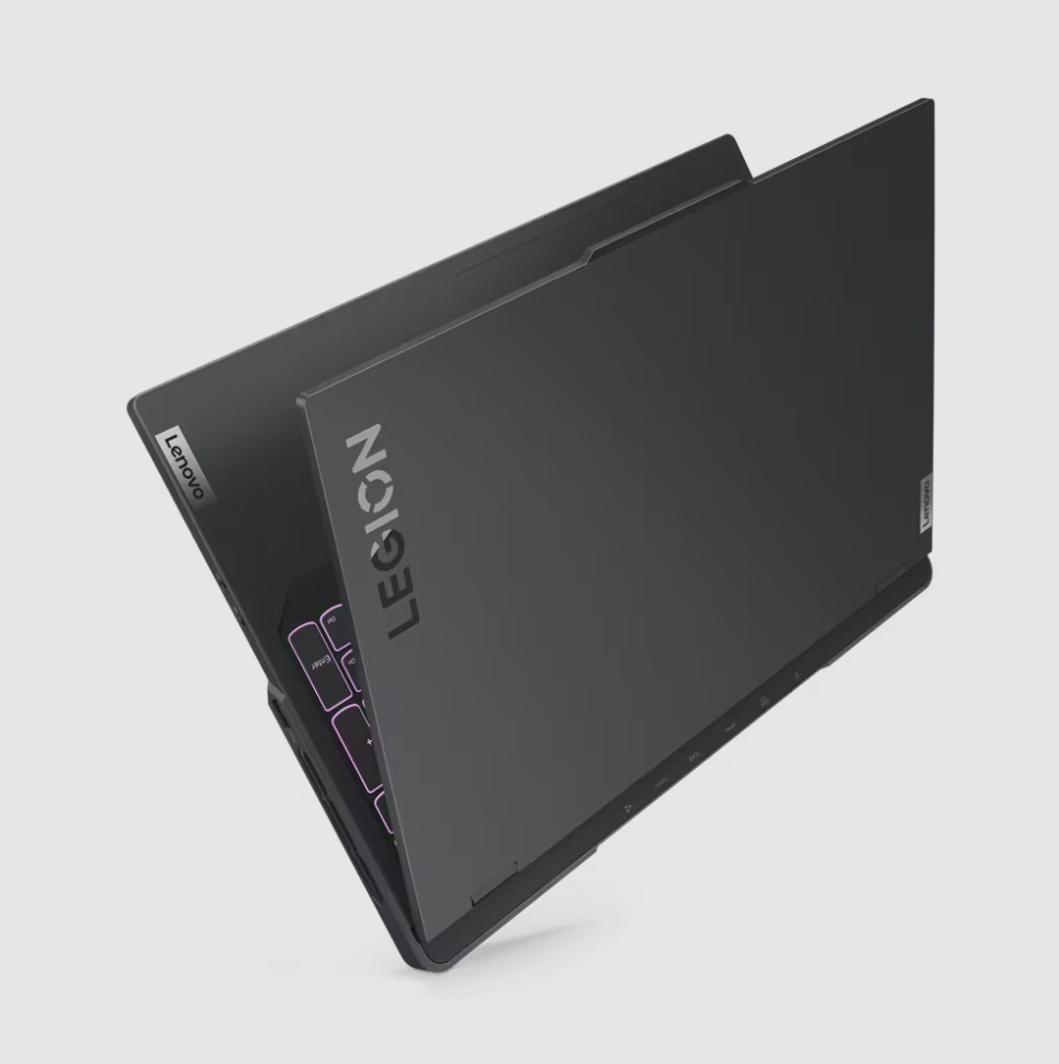 computadoras y laptops - PC Laptop Lenovo Legion PRO 5 R7 i7|16GB RAM| 1TB| RTX4070 Sellada RD$ 84,500 NE 1