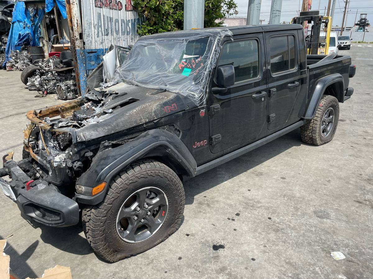 repuestos - VENDO LA COMPUERTA 2022 jeep gladiator Rubicon
      NO VENDO CARROS SOLO PIEZAS 0