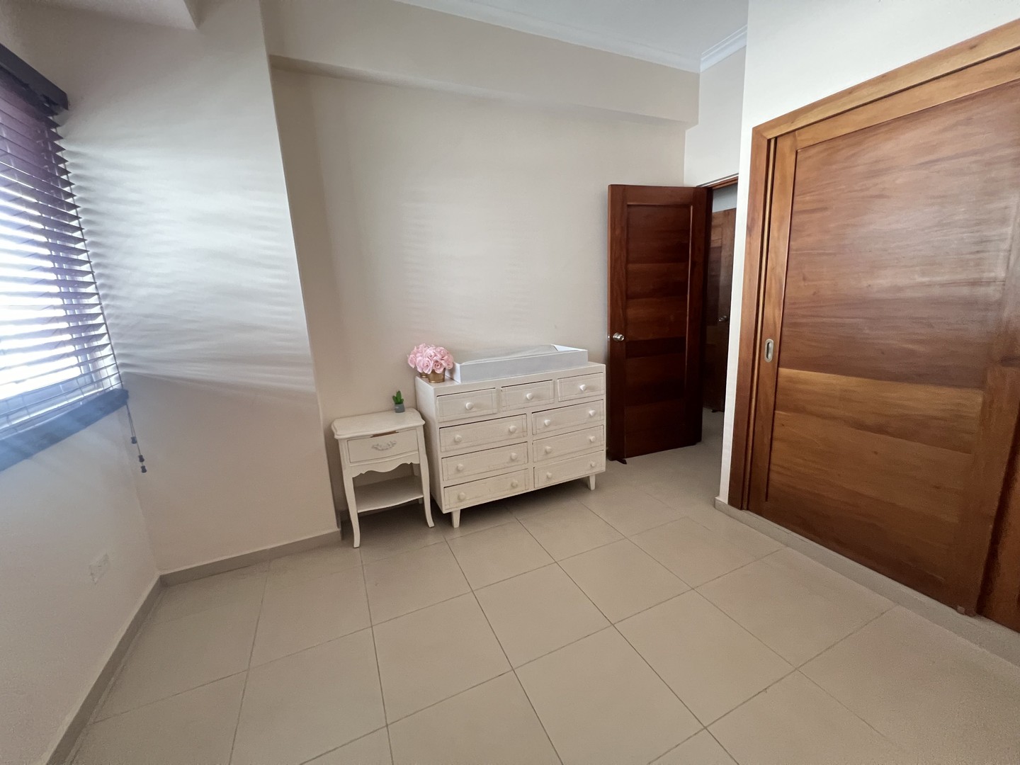 apartamentos - Apartamento en evaristo morales en venta  4