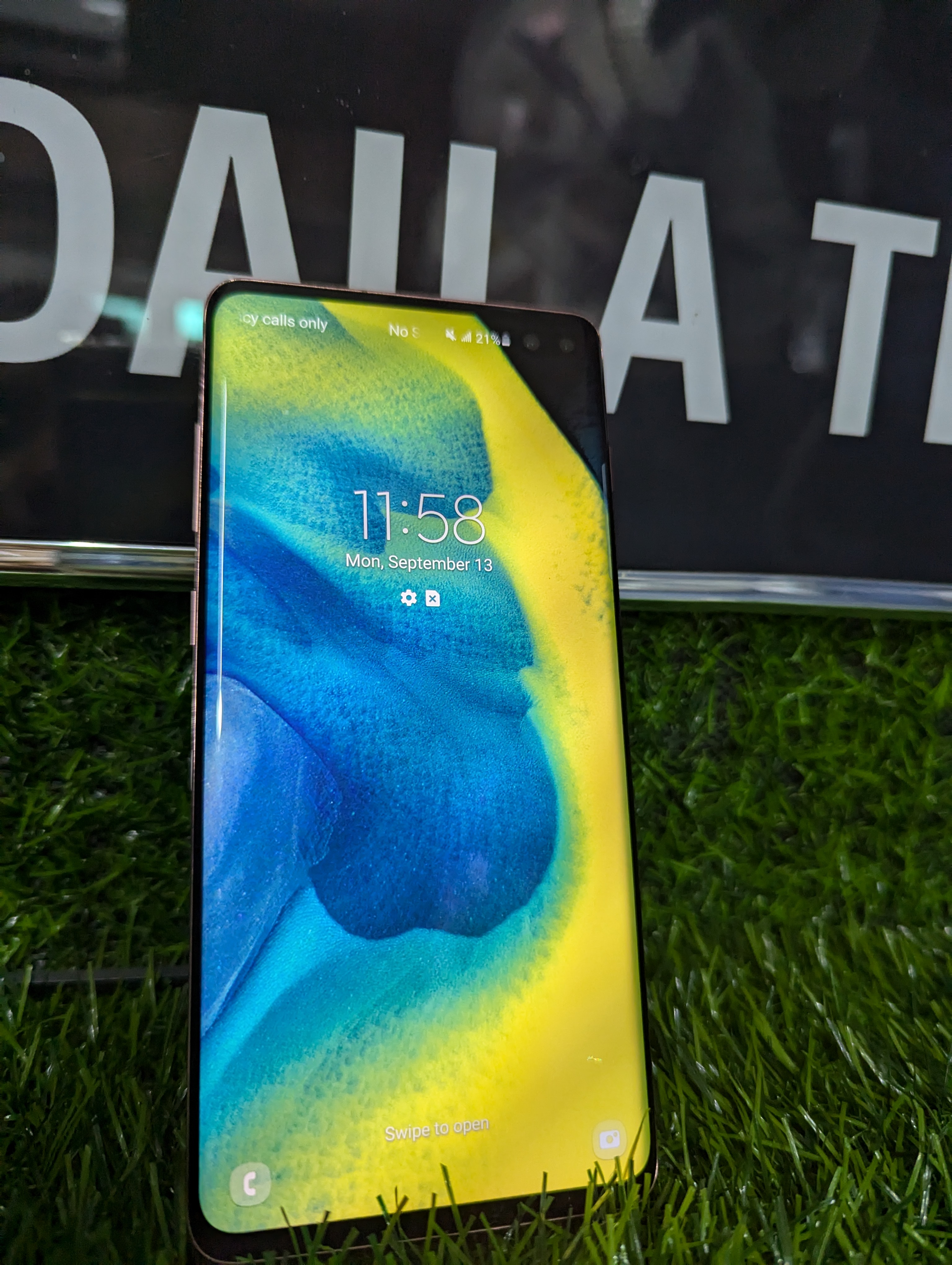 celulares y tabletas - Samsung Galaxy S10 plus 138GB  1