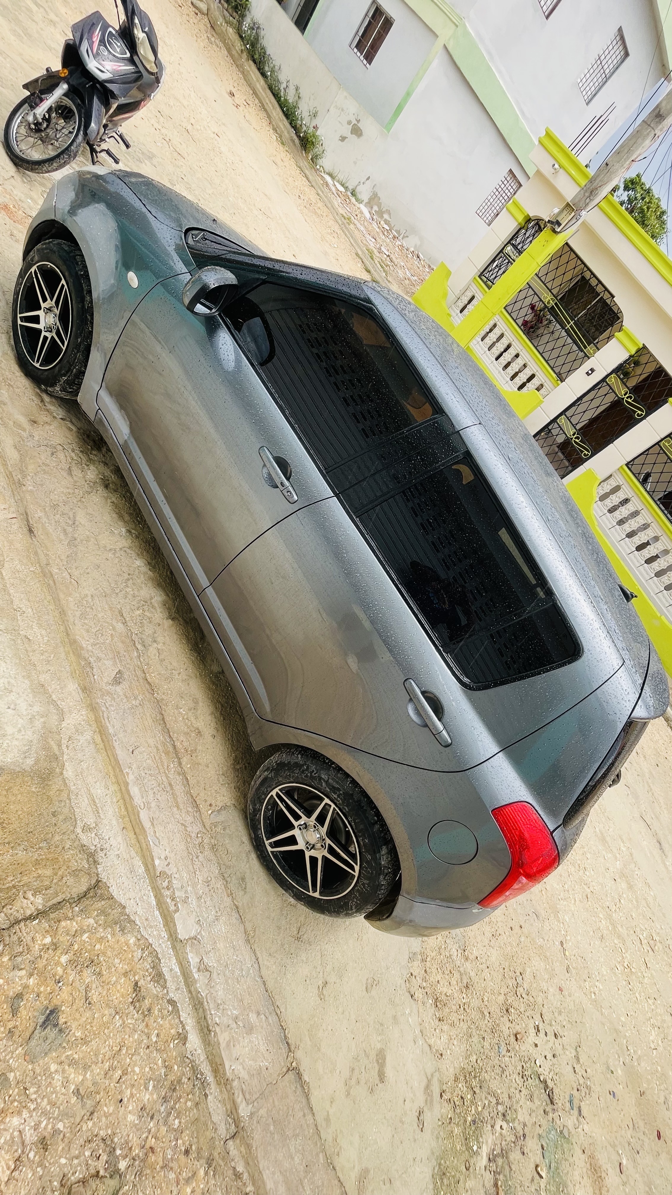 carros - Suzuki Swift  1