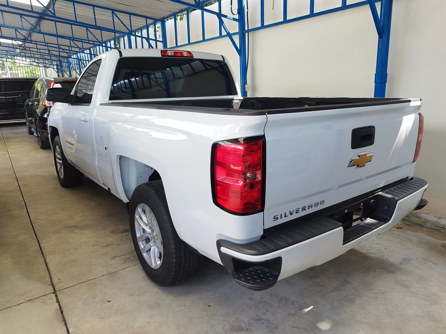 jeepetas y camionetas - 2017 Chevrolet Silverado  5