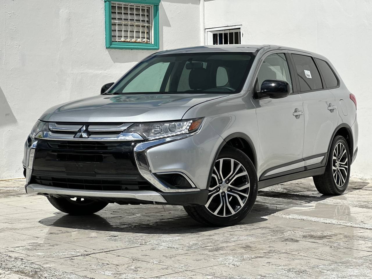 jeepetas y camionetas - MITSUBISHI OUTLANDER 2018CLEAN CARFAX 2