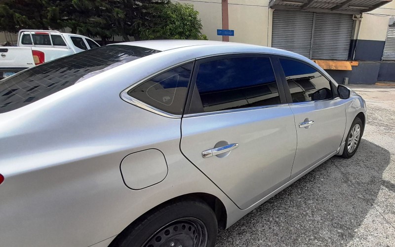 carros - Nissan sentra 2014 6