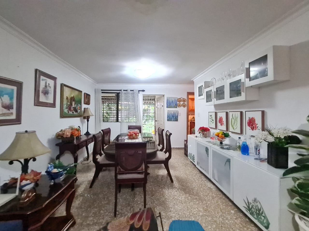 casas - Residencial Santo Domingo.  Casa grande con patio  9