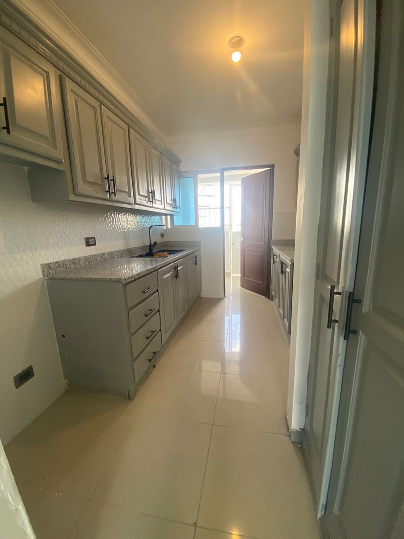 apartamentos - Apartamento de Oportunidad en Colinas de Los Rios 

Ubicado en Colinas de Rios  8