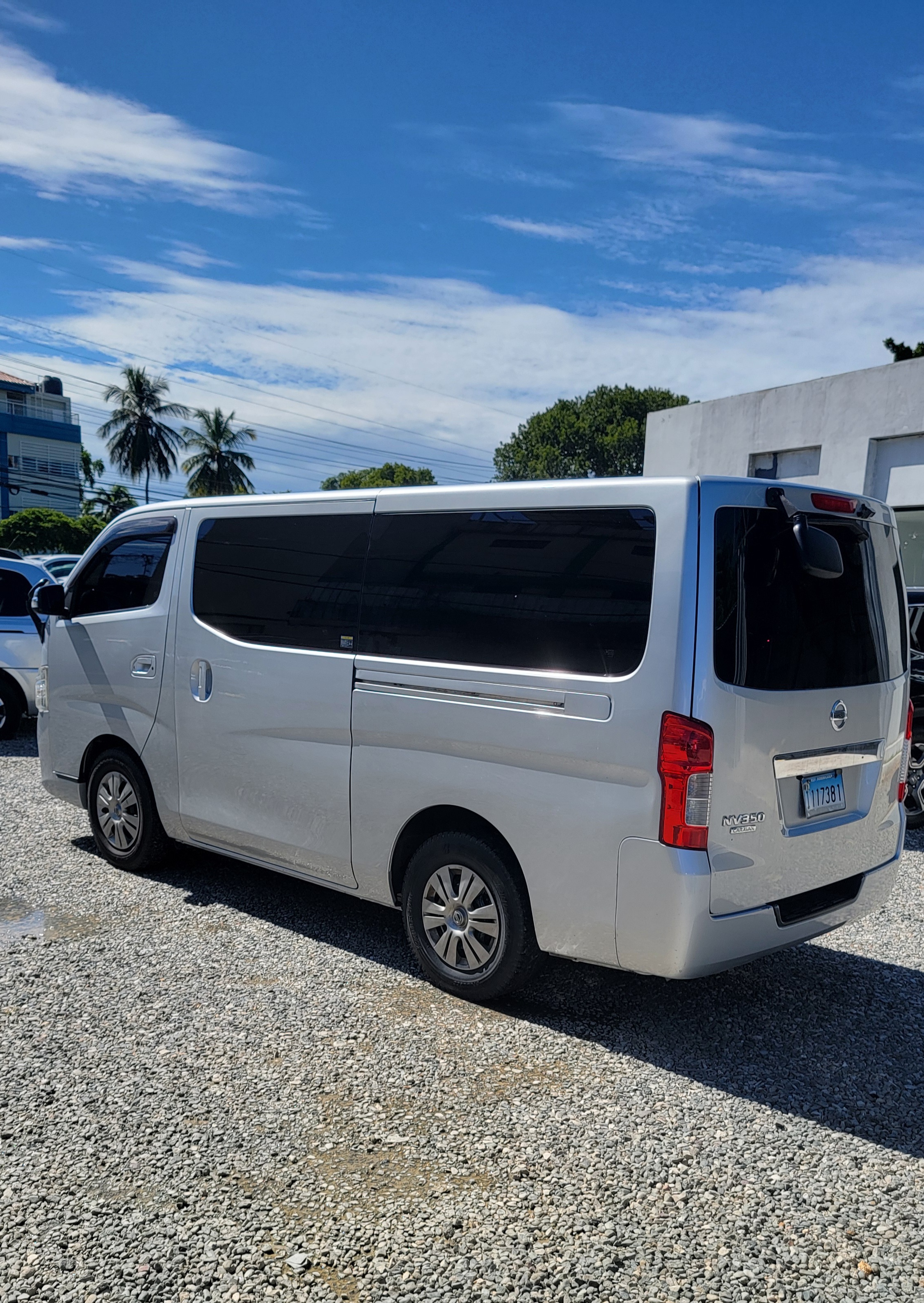 jeepetas y camionetas - FURGONETA NISSAN NV300 2017 7