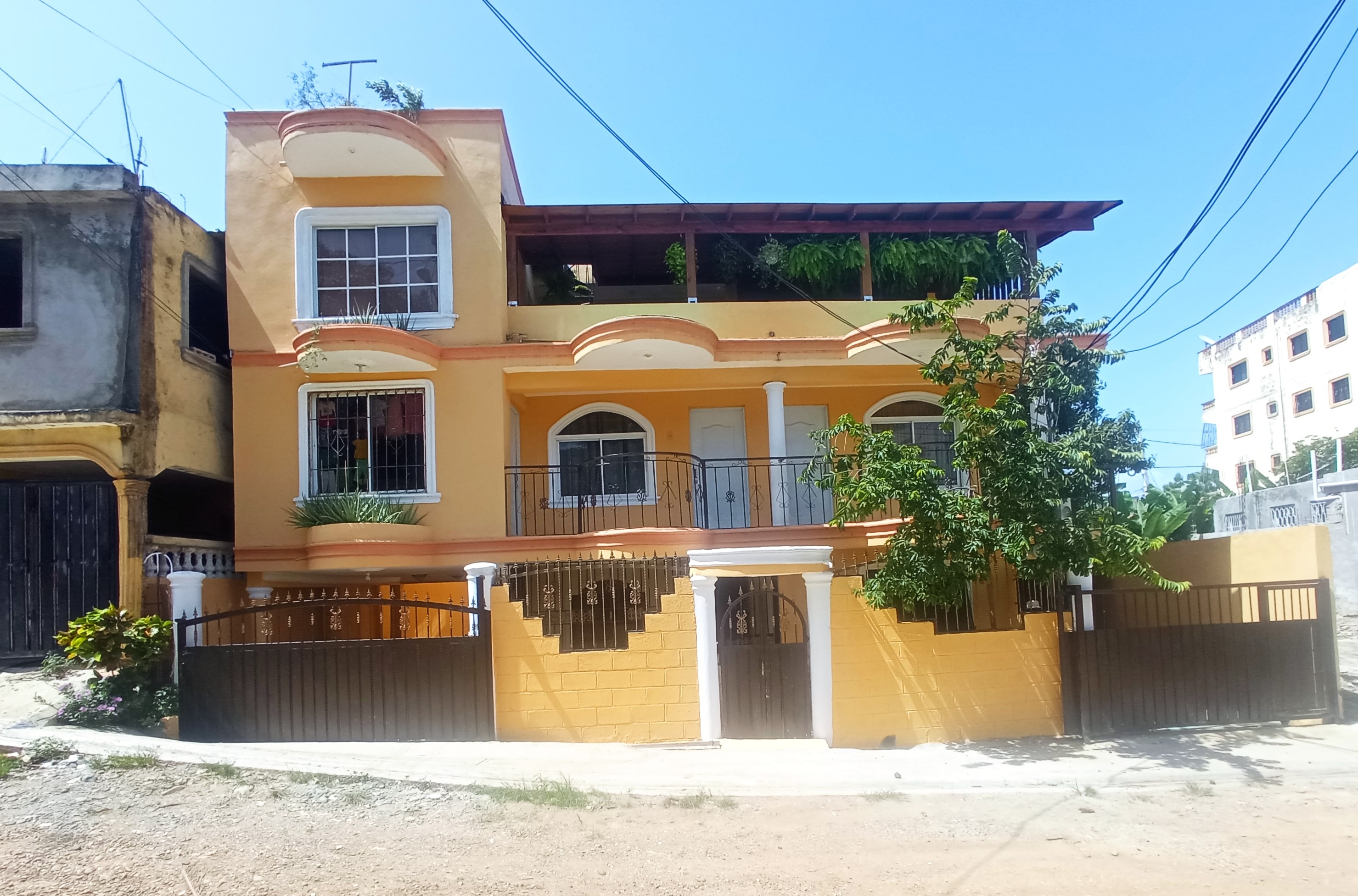 casas - Alquilo casa en Los Jardines de Engombe, 3 habitac