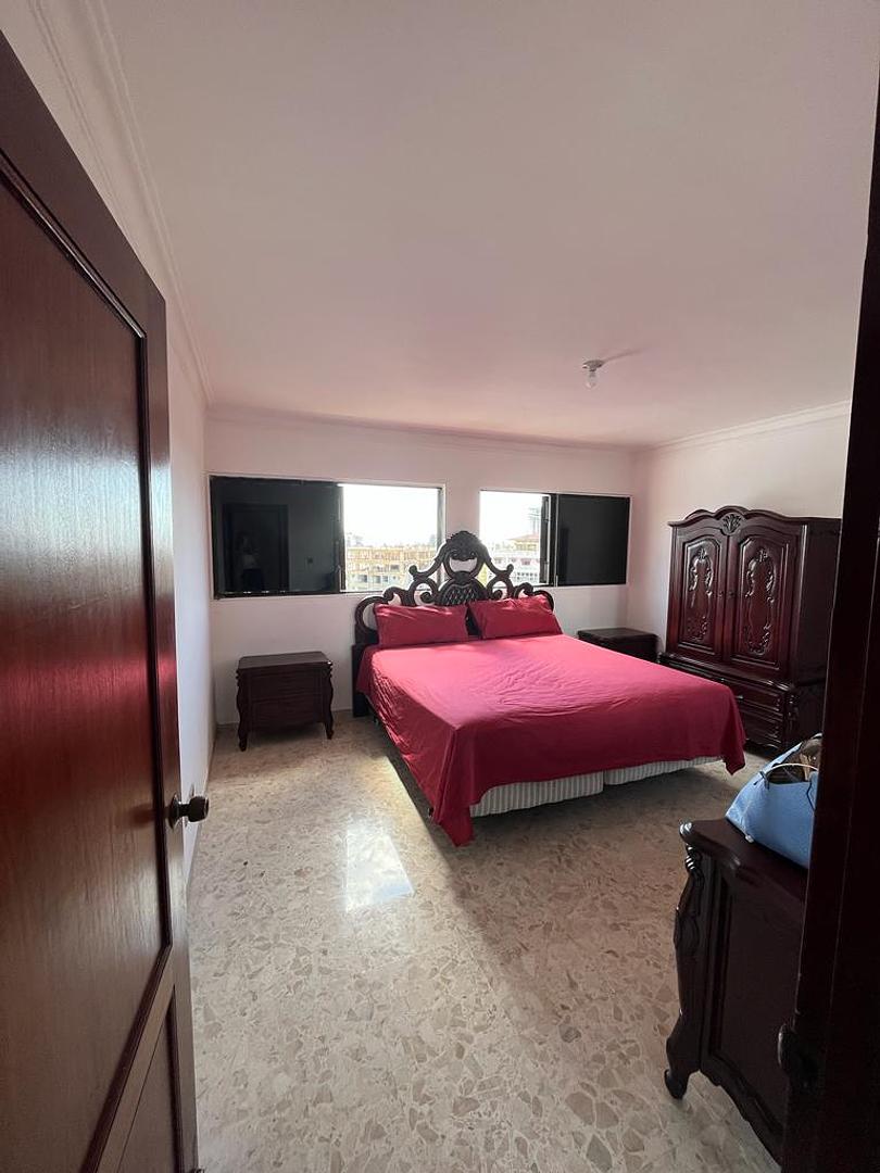 apartamentos - Vendo 7mo piso Gascue 8