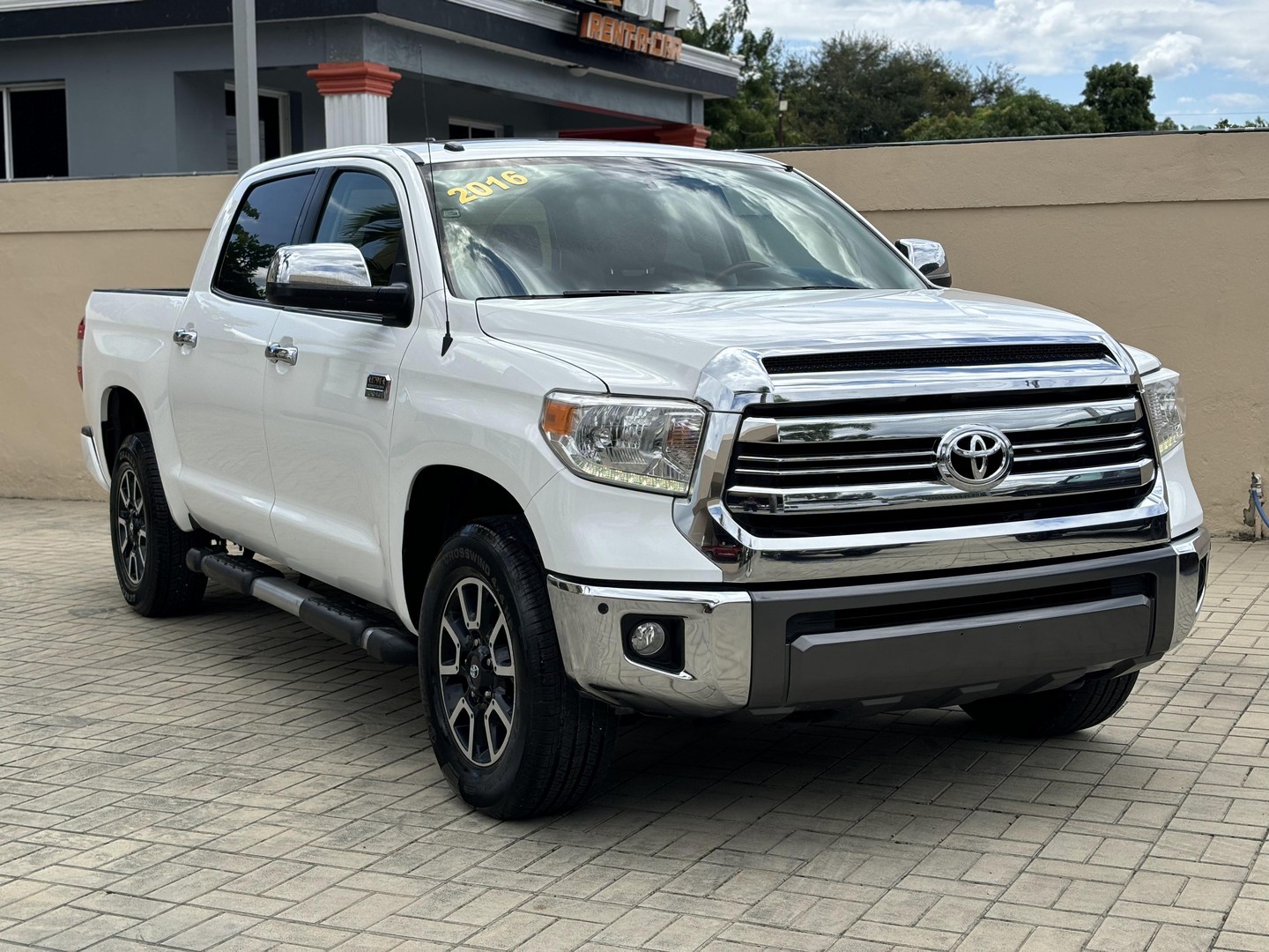 jeepetas y camionetas - Toyota Tundra Edicion 1794 4x4 año 2016. 1