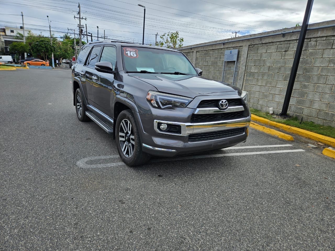 jeepetas y camionetas - Toyota 4 Runner Limited  4