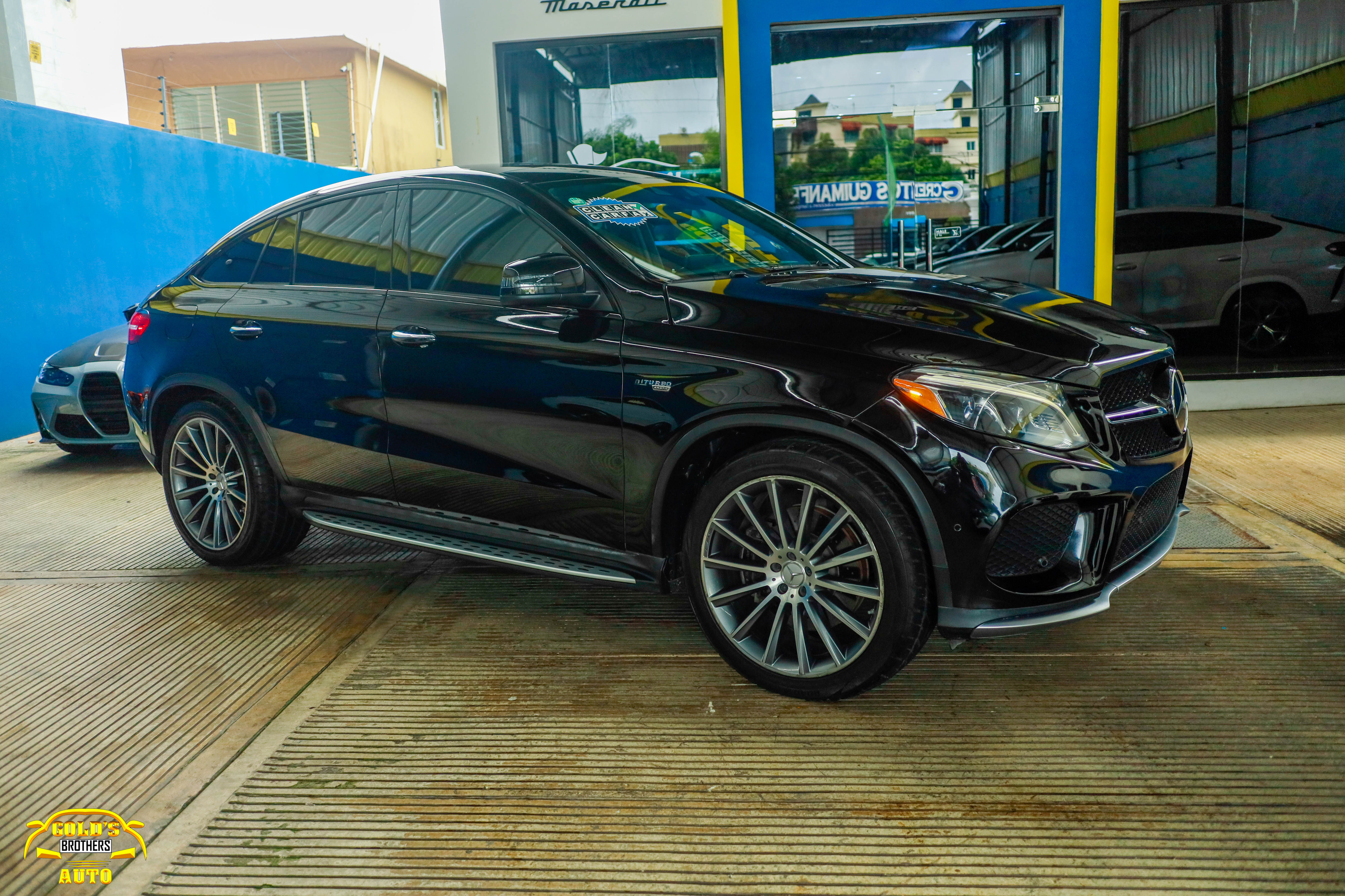 jeepetas y camionetas - Mercedes Benz GLE 43 AMG 2019 Clean Carfax