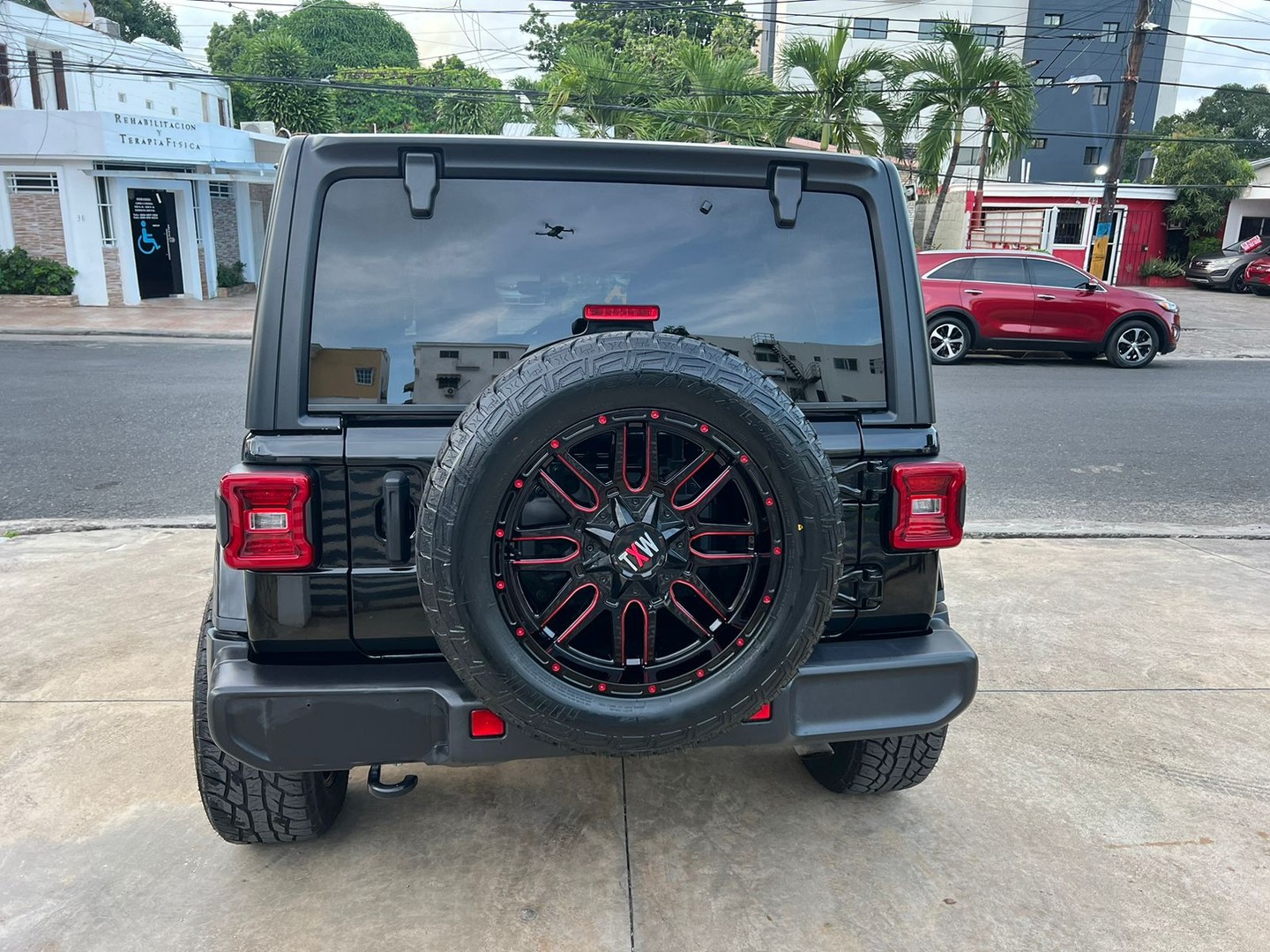 jeepetas y camionetas - jeep wrangles sahara 3