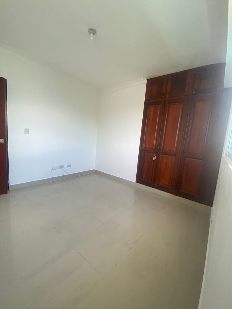 apartamentos - Apartamento de Oportunidad en Colinas de Los Rios 

Ubicado en Colinas de Rios  9