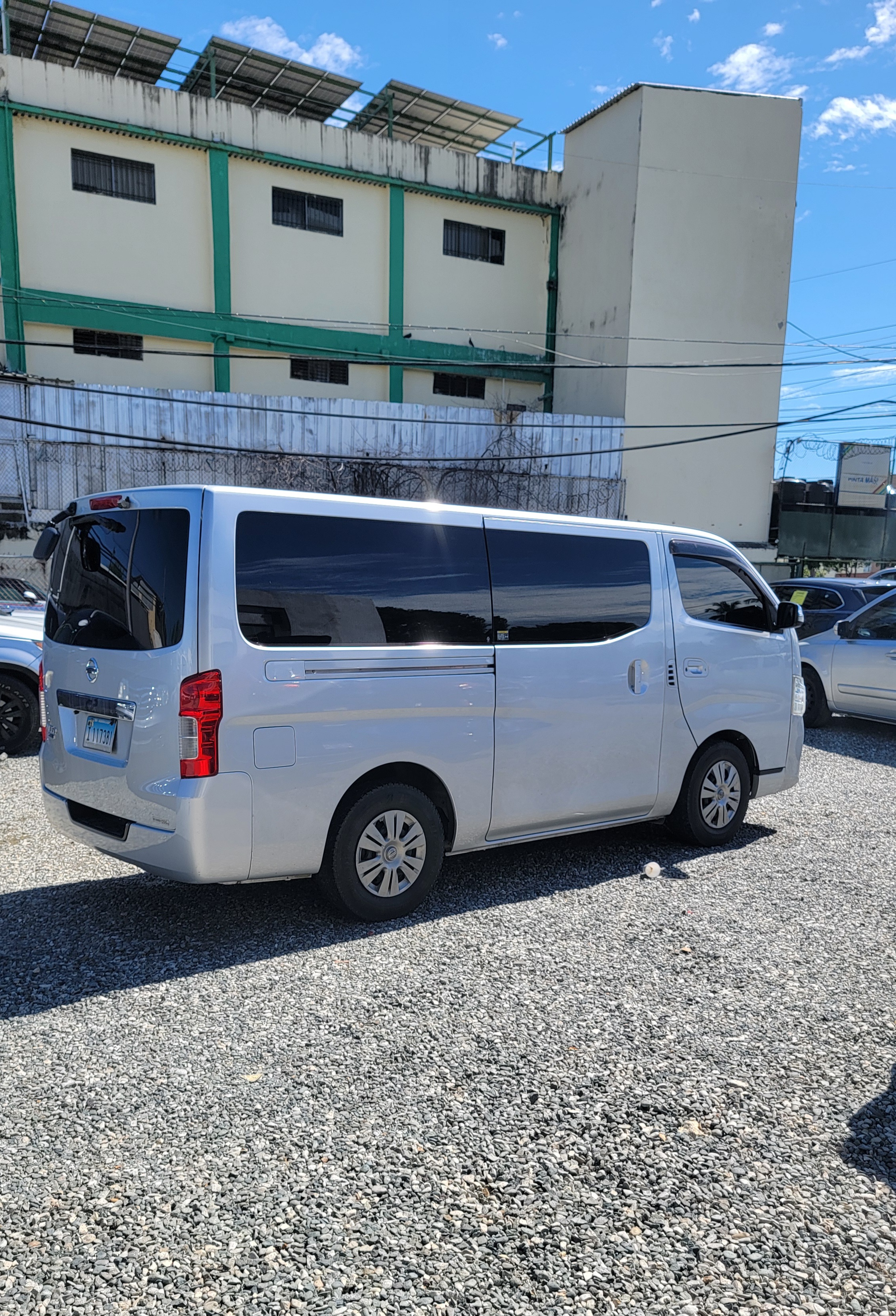 jeepetas y camionetas - FURGONETA NISSAN NV300 2017 8