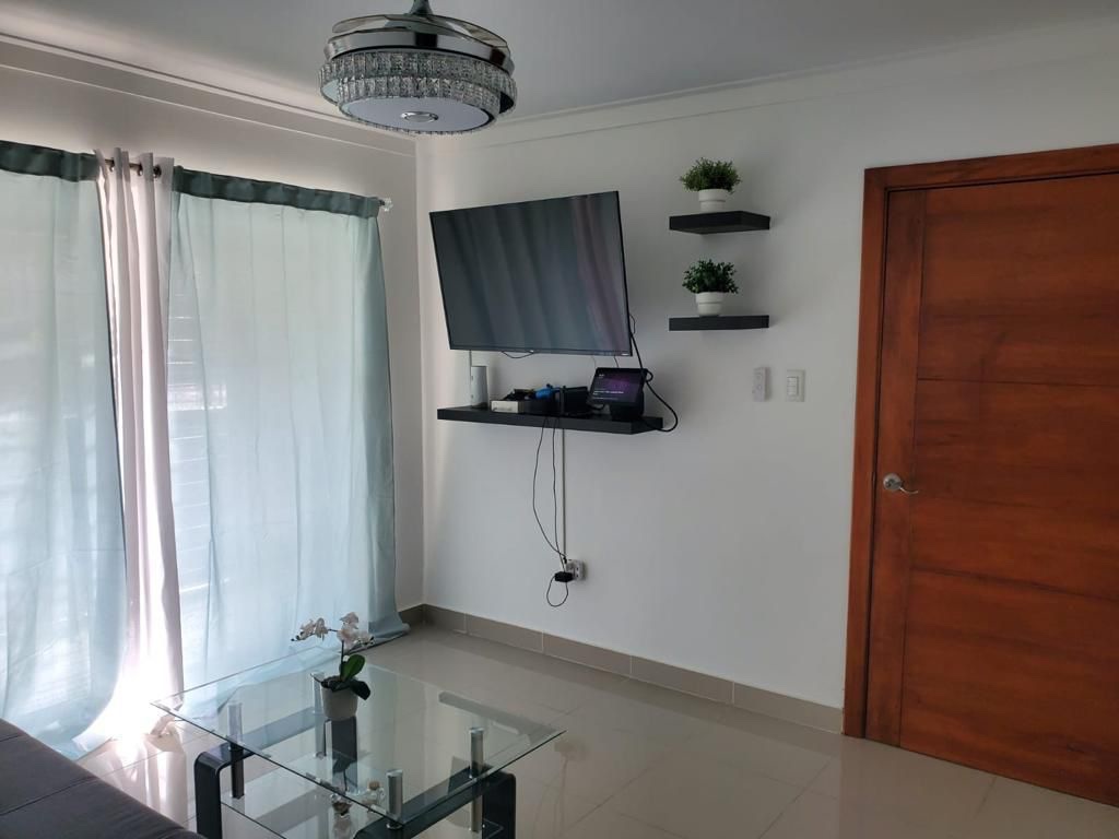 apartamentos - Apartamento en Venta En arroyo hondo próximo al nacional  5