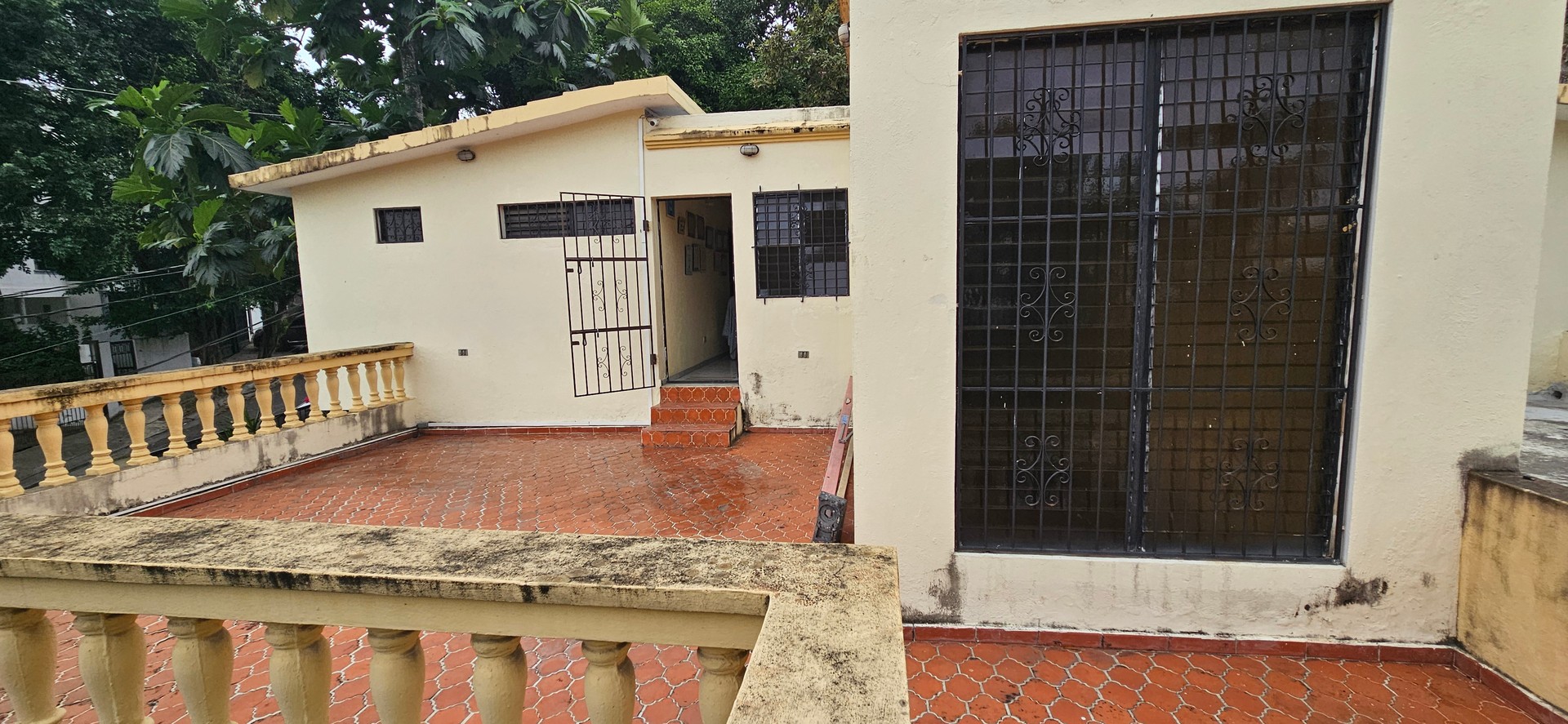 casas - Venta de Casa o solar de Esquina Comercial 8