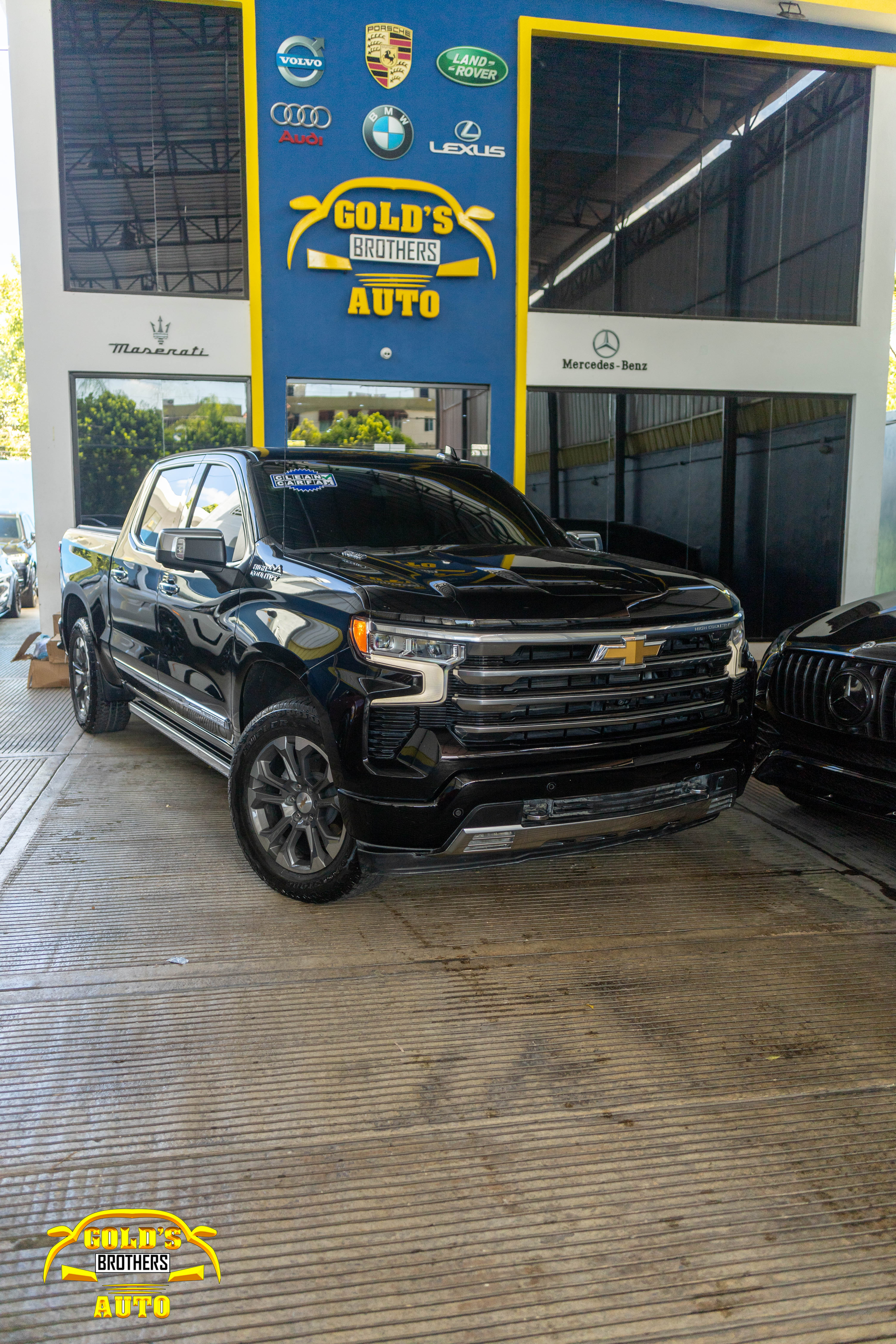 jeepetas y camionetas - Chevrolet Silverado High Country Duramax 2023 0