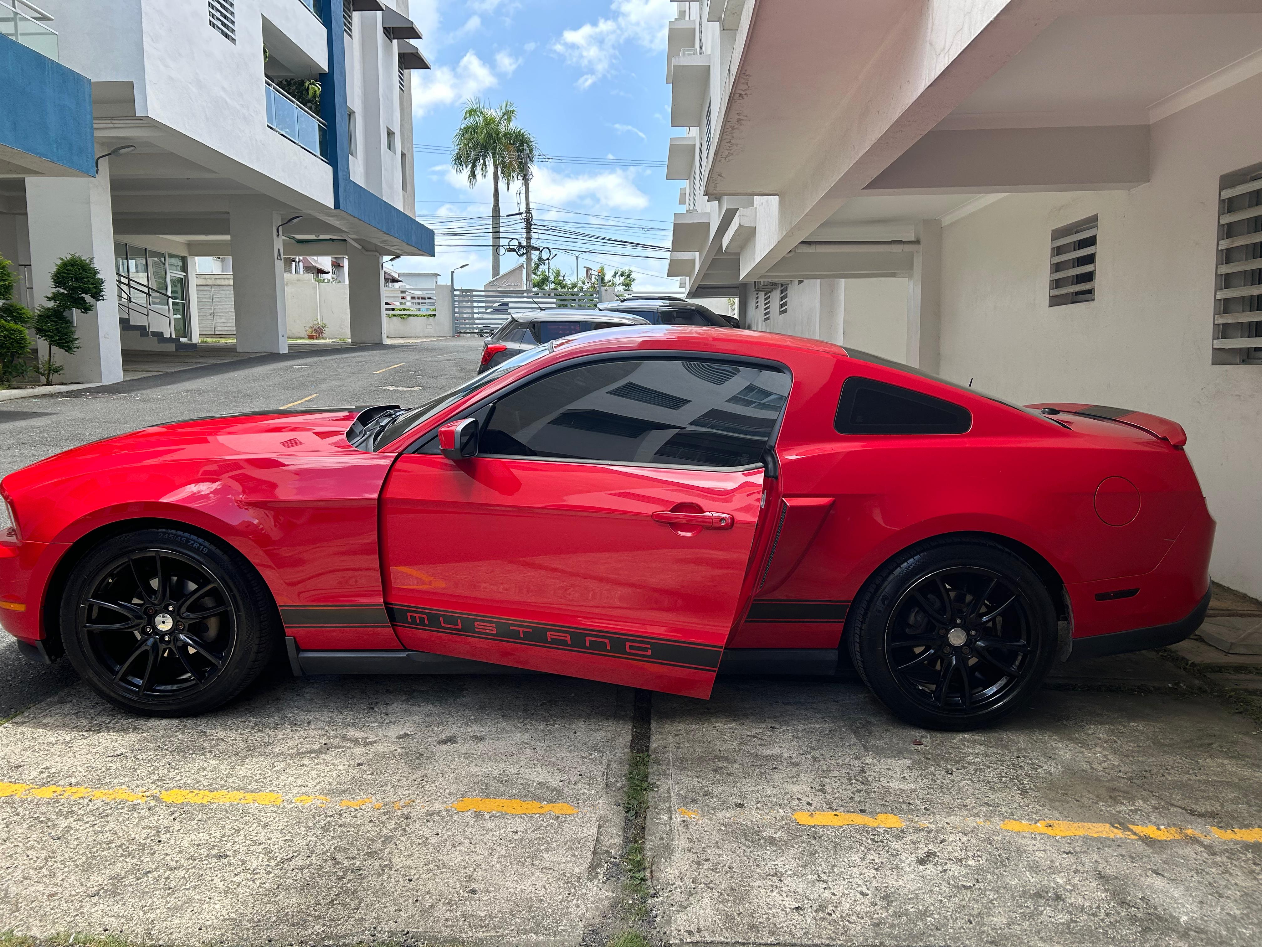 carros - Ford Mustang 2010