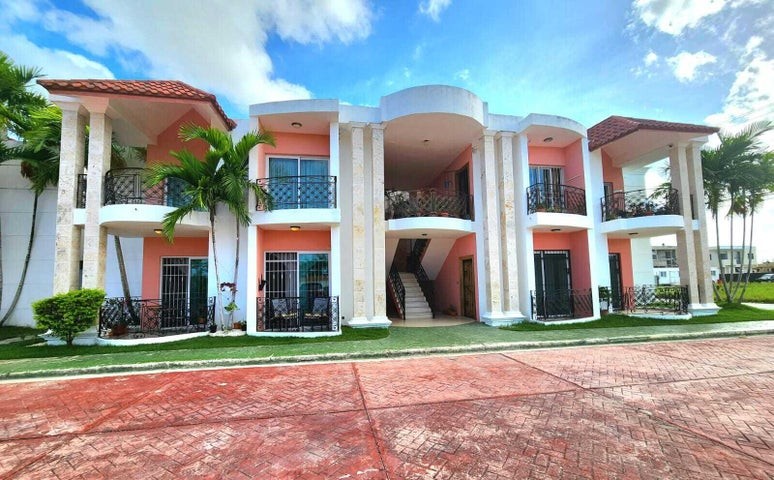 apartamentos - Apartamento en venta Punta Cana #24-556 dos dormitorios, casa club con piscina. 6