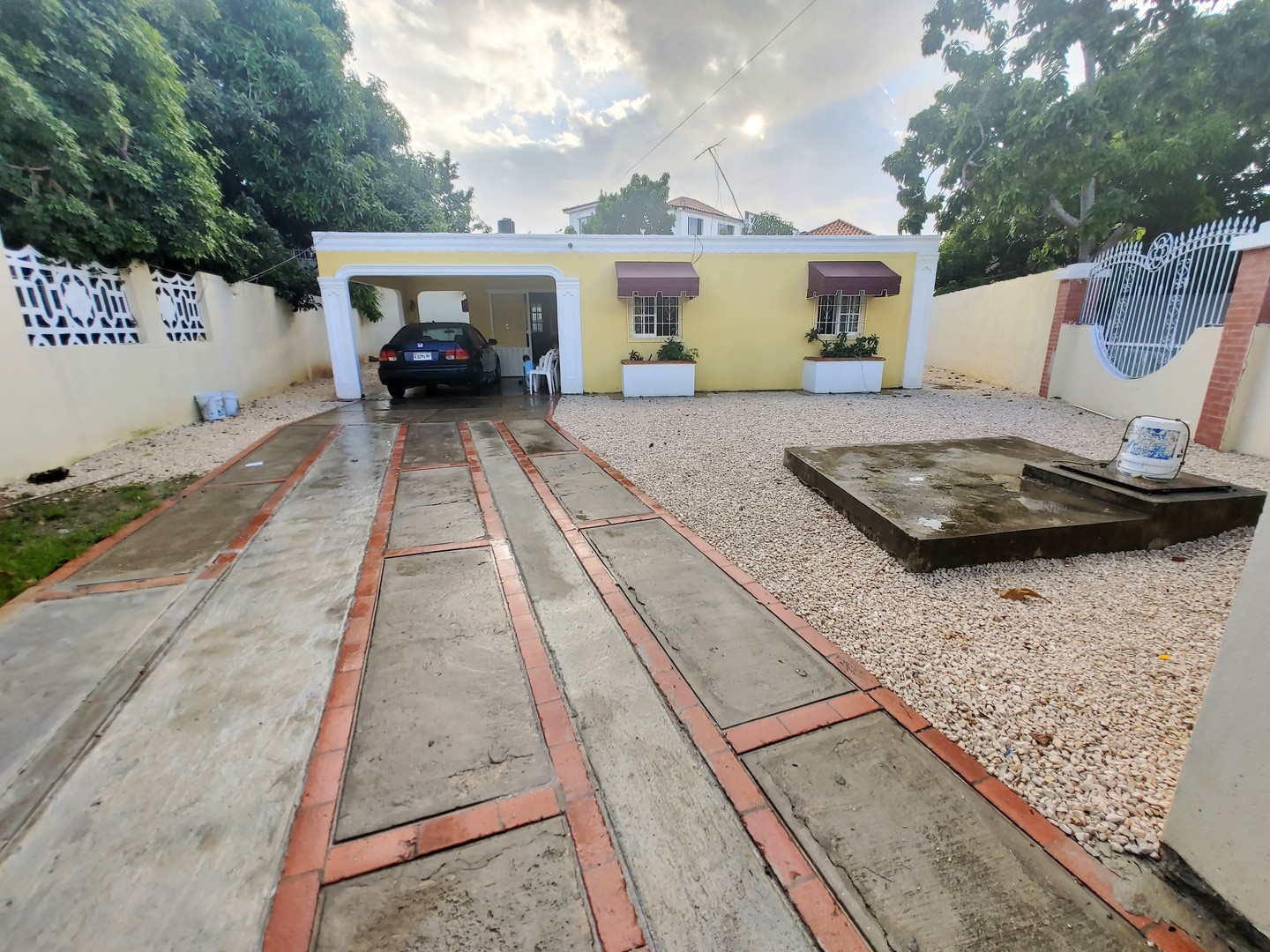 casas - Vendo Casa 468m2 solar en Santo Domingo Este - Invidorex