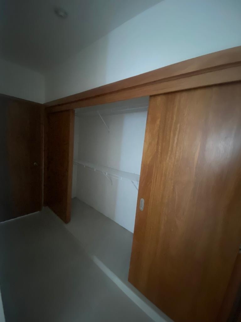 apartamentos - Apartamento en Alquiler Evaristo Morales 2