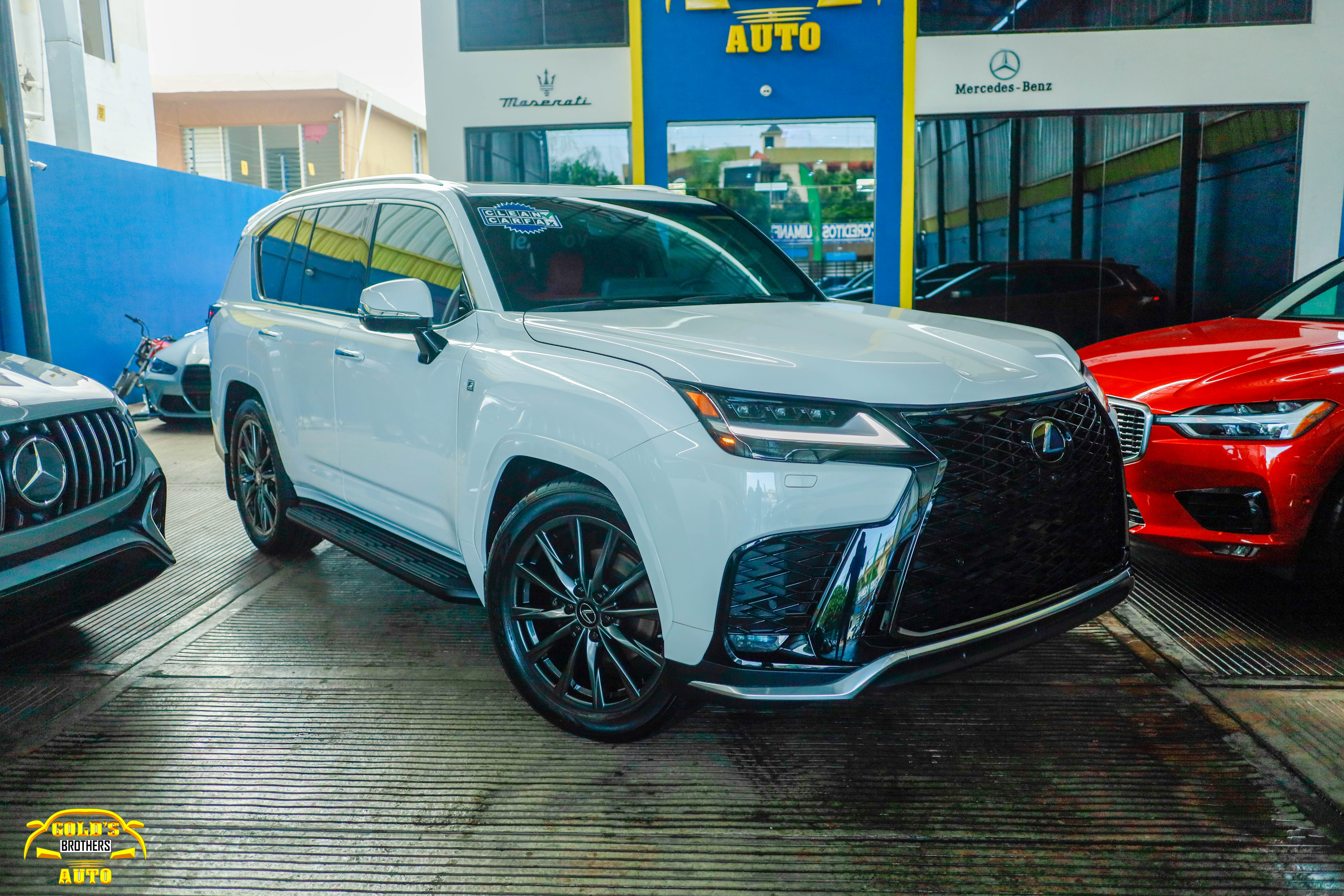 jeepetas y camionetas - Lexus LX600 F-Sport 2023 Recien Importada