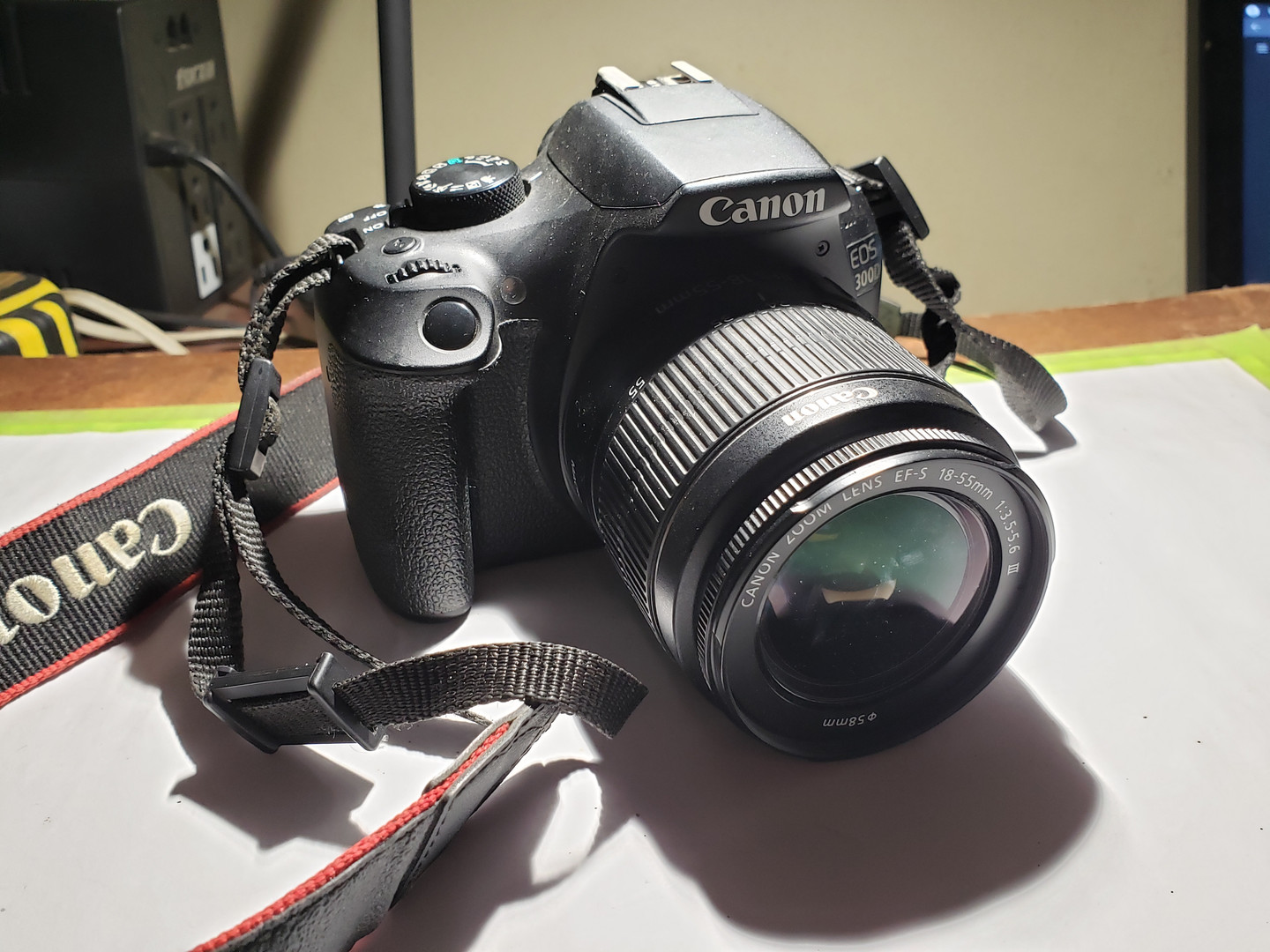 camaras y audio - Canon EOS 1300D