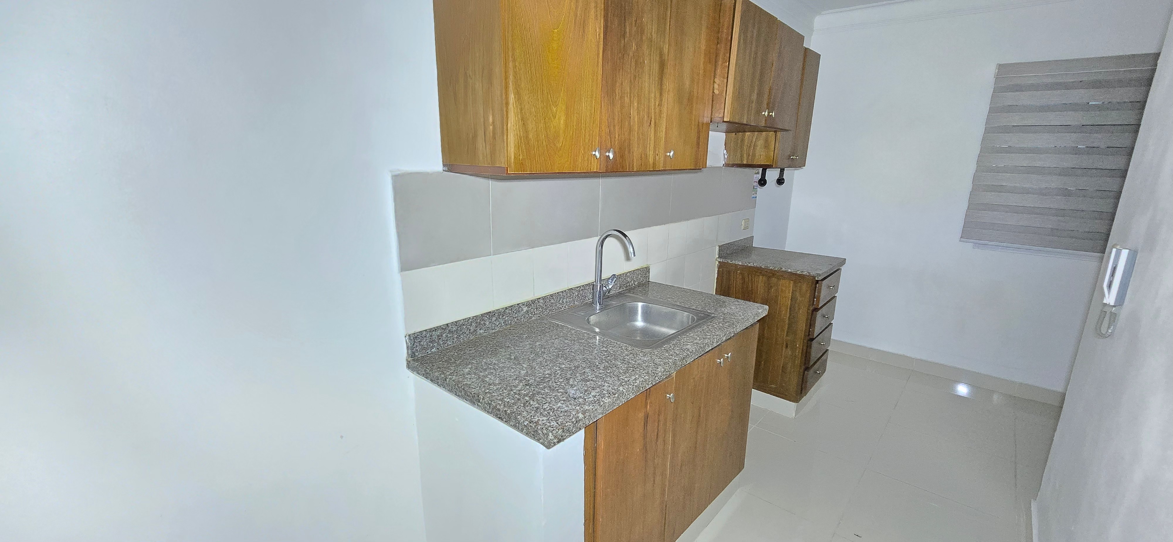 apartamentos - rento 1er piso apartaestudio en don pedro incluye aires acondicionado y agua  0