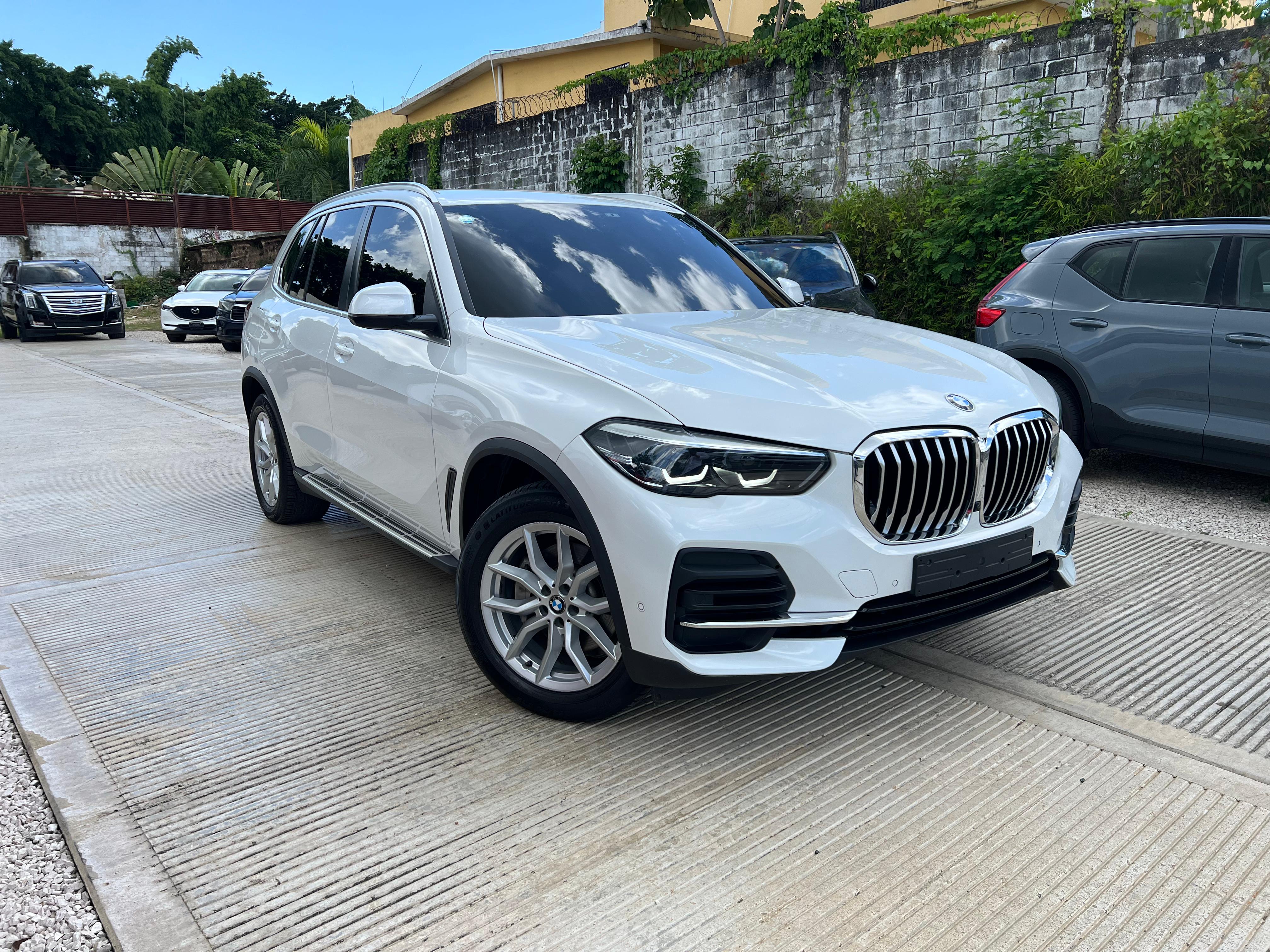 jeepetas y camionetas - BMW X5 2.5D 2022