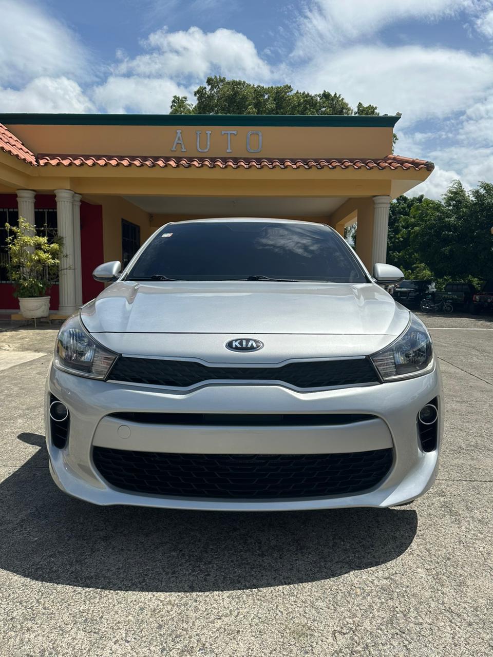 carros - kia rio 2018