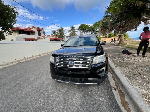 jeepetas y camionetas - Ford Explorer xlt 2016