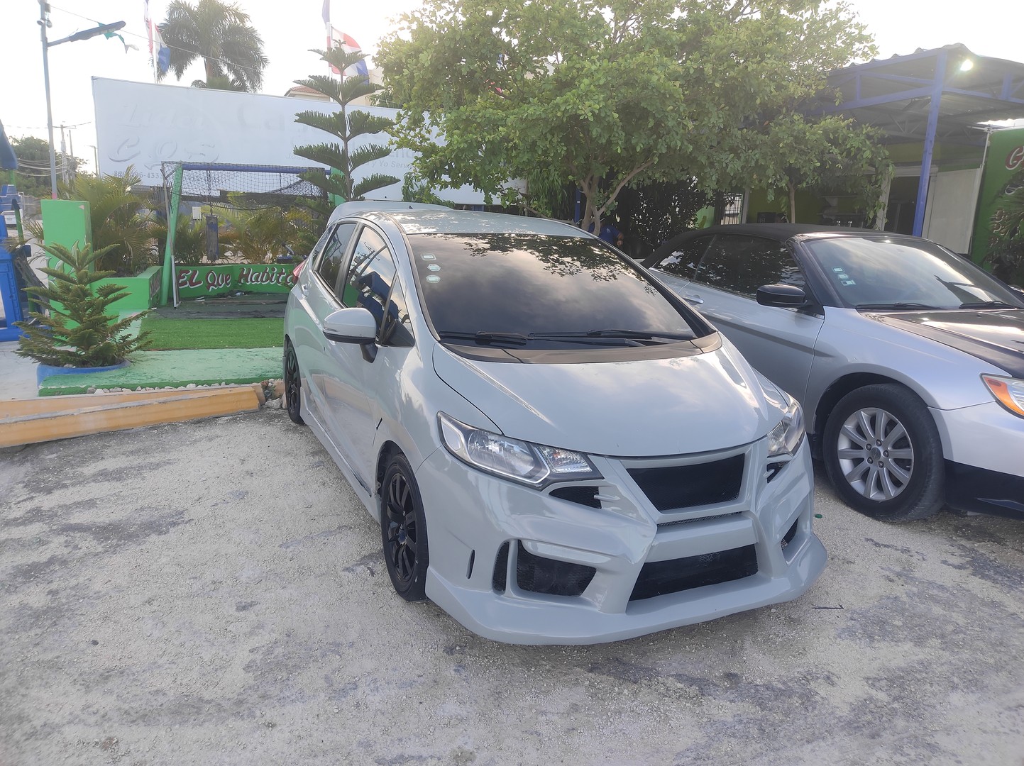 carros - Honda Fit 2014 Racing con equipo de música bien estado 