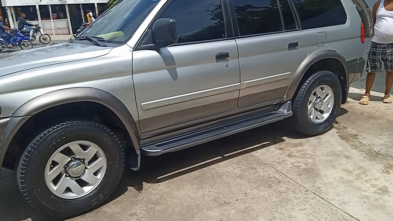 jeepetas y camionetas - Jepeeta Mitsubishi  1