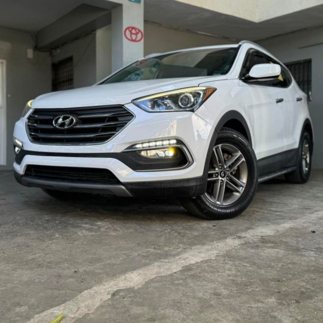 jeepetas y camionetas - 2018 Hyundai Santa Fe Sport 