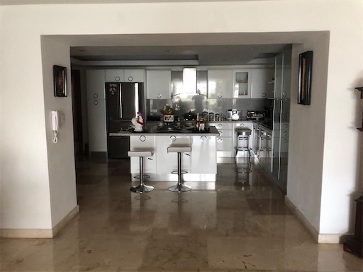 apartamentos - Venta de apartamento en los cacicazgos de 335mts Distrito Nacional piso 4 3