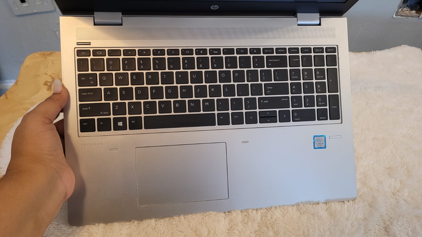 computadoras y laptops - LAPTOP Probook  i5 8va 8GB RAM 128 SSD 15.6 PLG 3