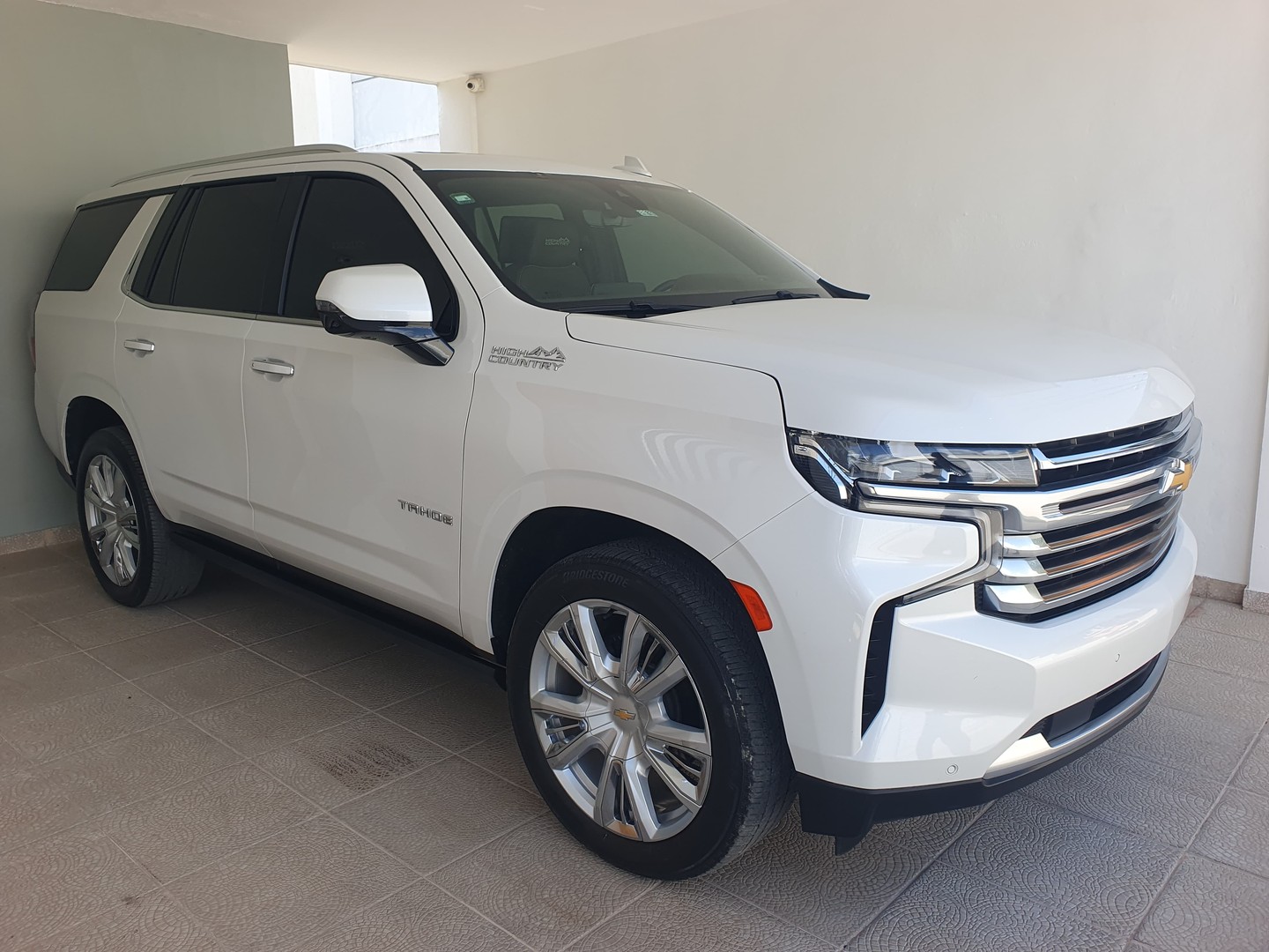 jeepetas y camionetas - CHEVROLET TAHOE HIGH COUNTRY 2021 2