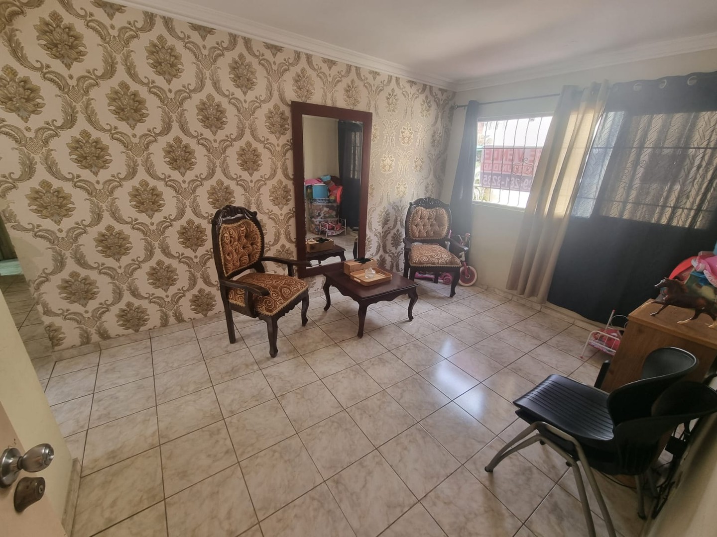 apartamentos - Apartamento 2do piso de venta en Alameda