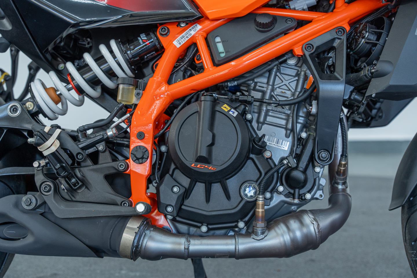 motores y pasolas - KTM 390 DUKE 2024 7