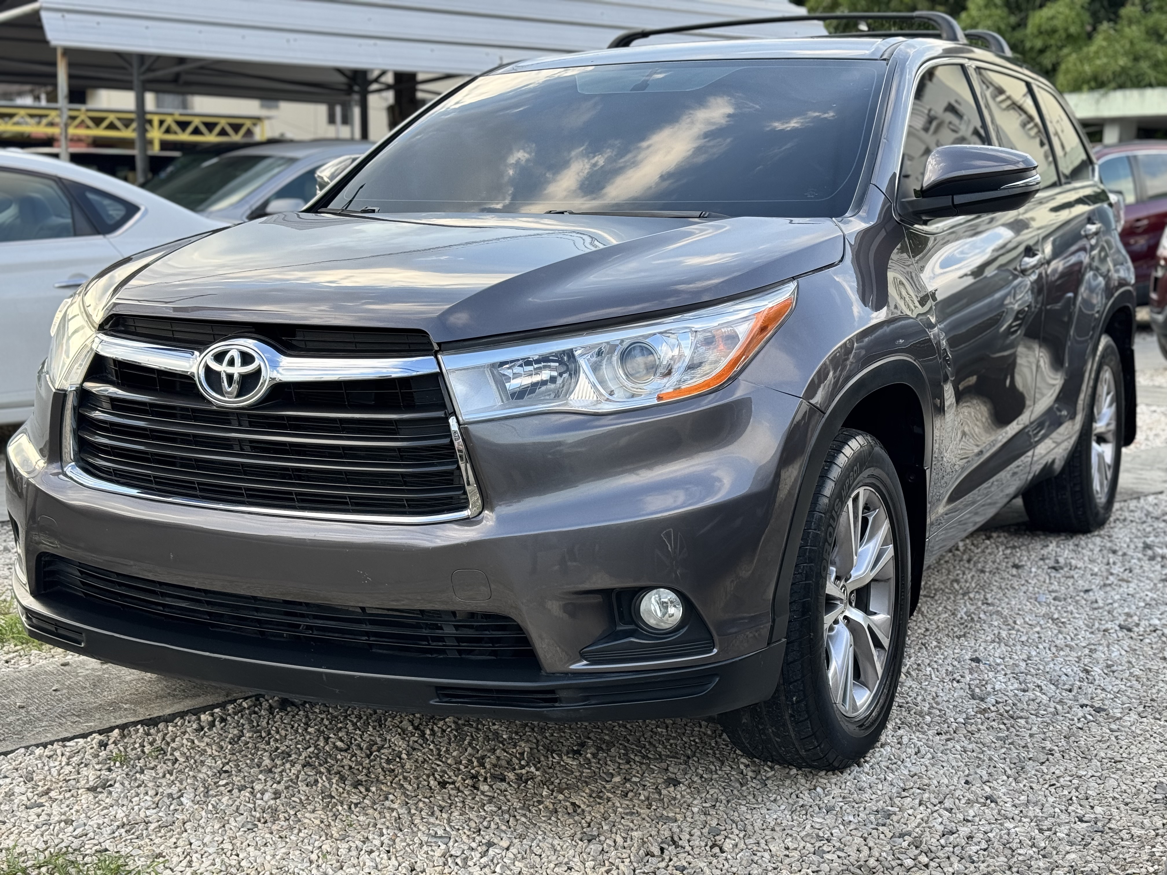 jeepetas y camionetas - Toyota Highlander 2016 AWD 5