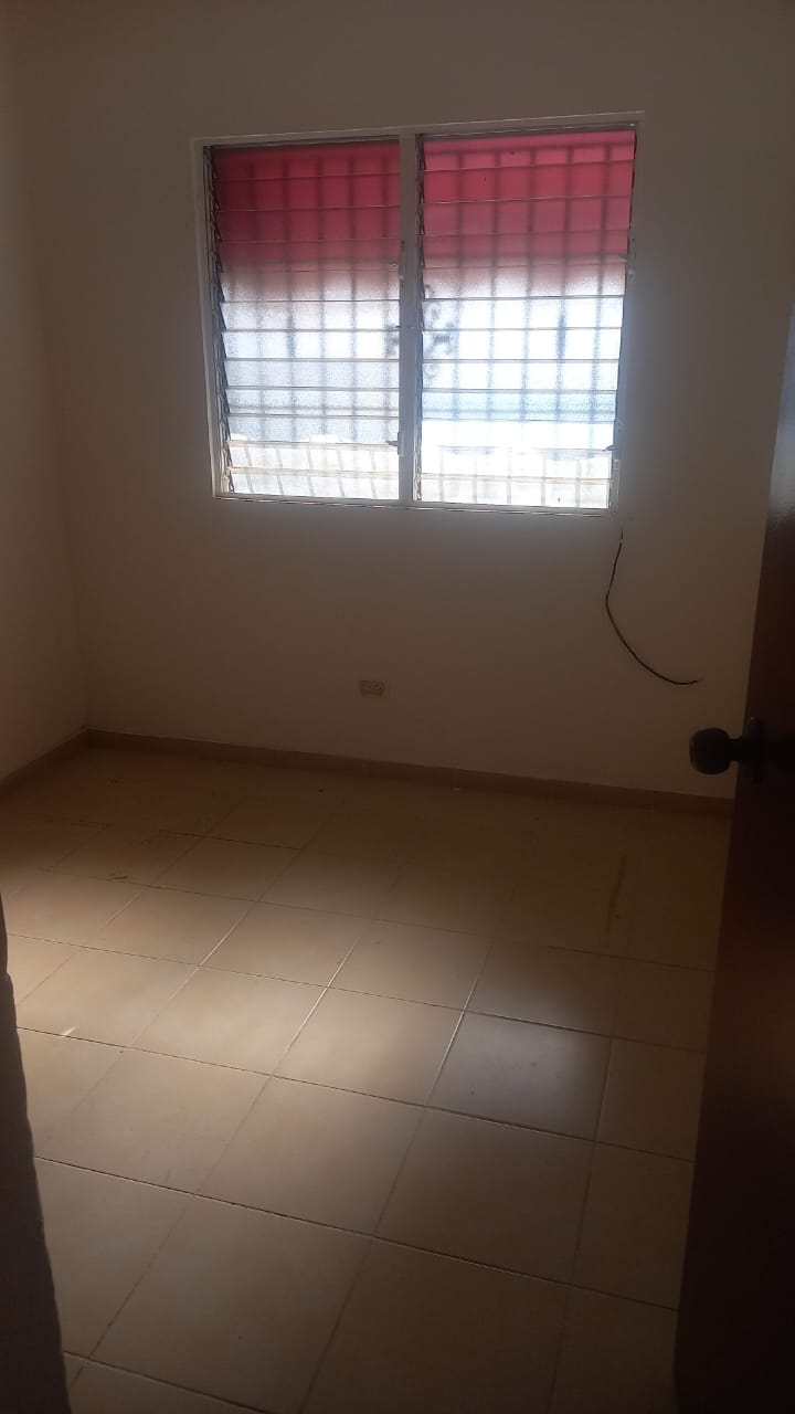 apartamentos - ALQUILO APART EN VILLA LOS MILAGROS RES. CERRADO   7